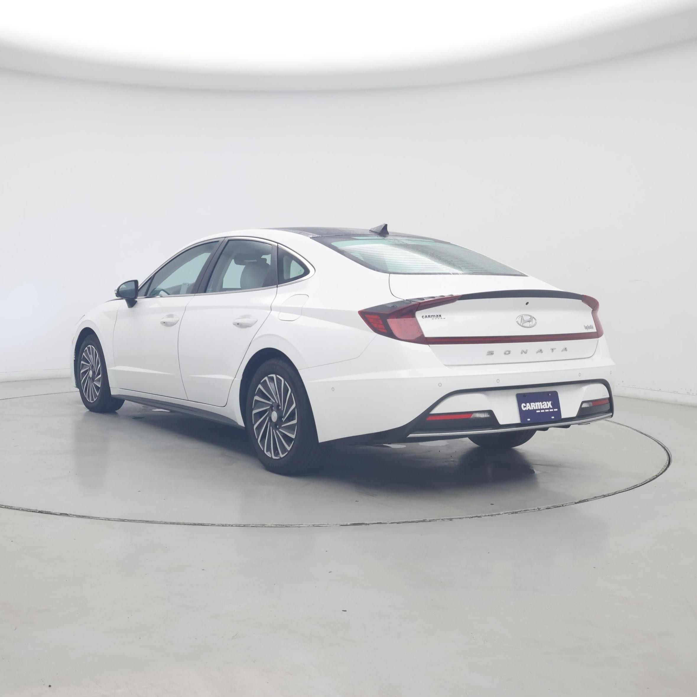 Thumbnail: 2023 Hyundai Sonata - 2