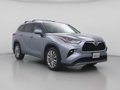 Blue 2024 Toyota Highlander Platinum