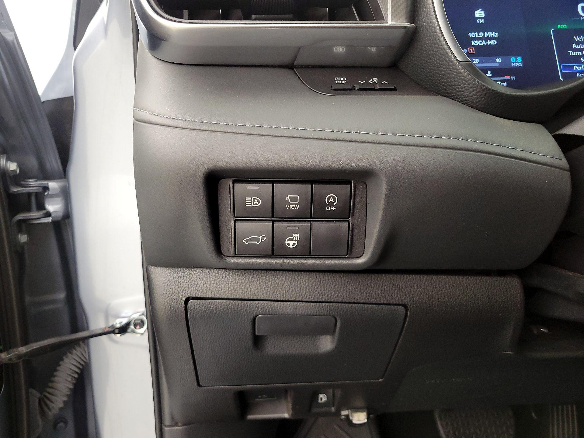 Thumbnail: 2024 Toyota Highlander - 13