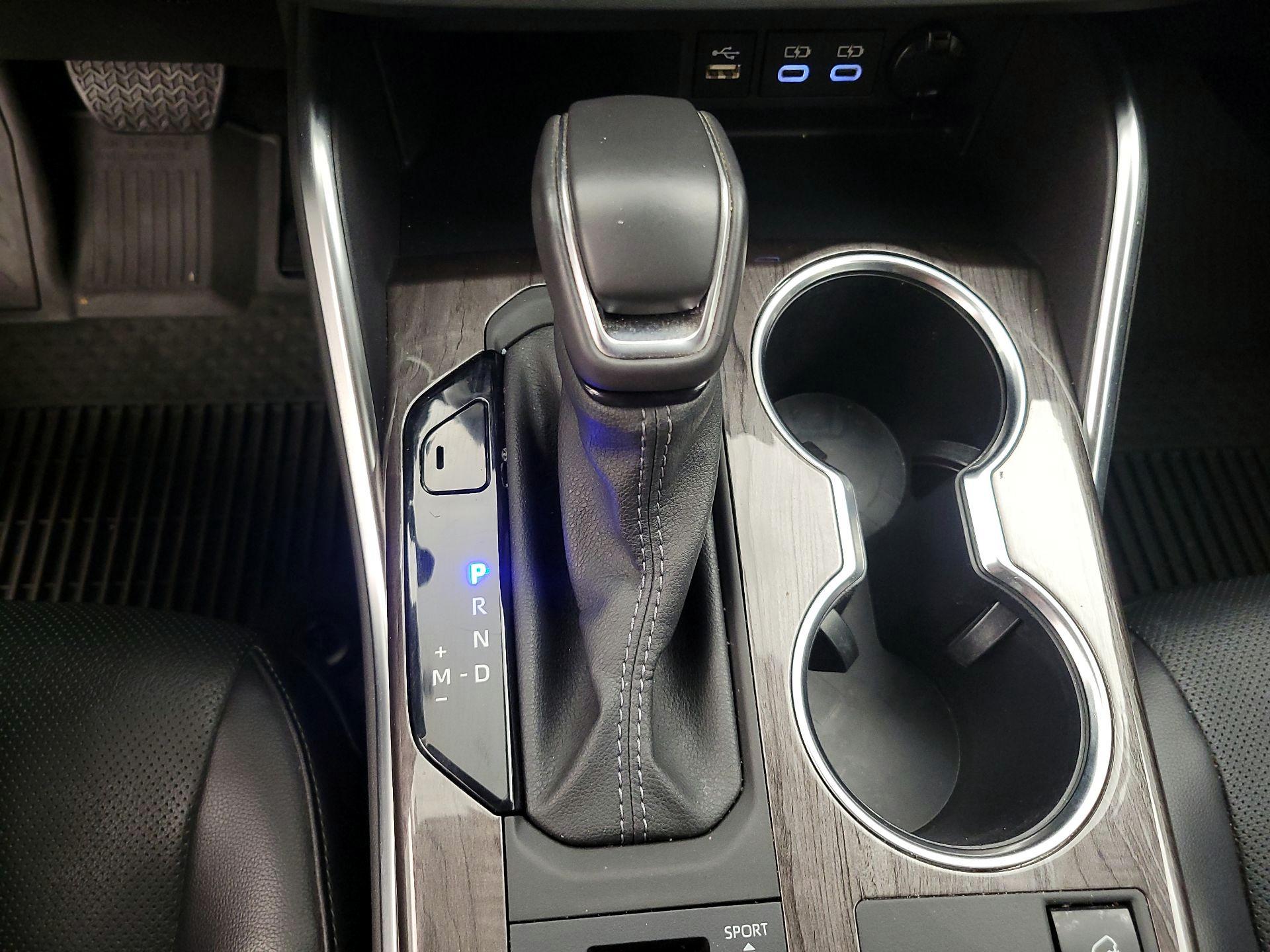 Thumbnail: 2024 Toyota Highlander - 17
