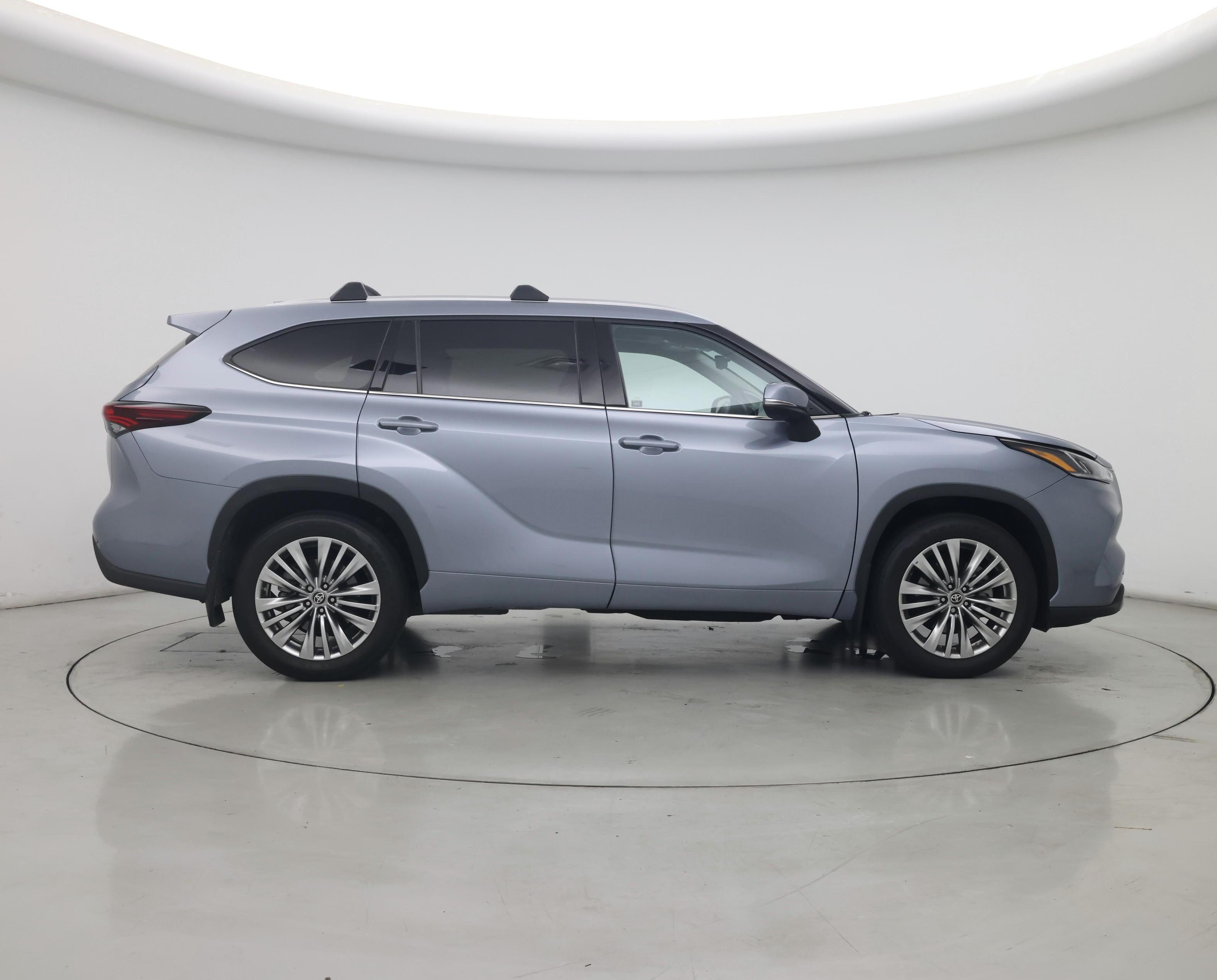 Thumbnail: 2024 Toyota Highlander - 7