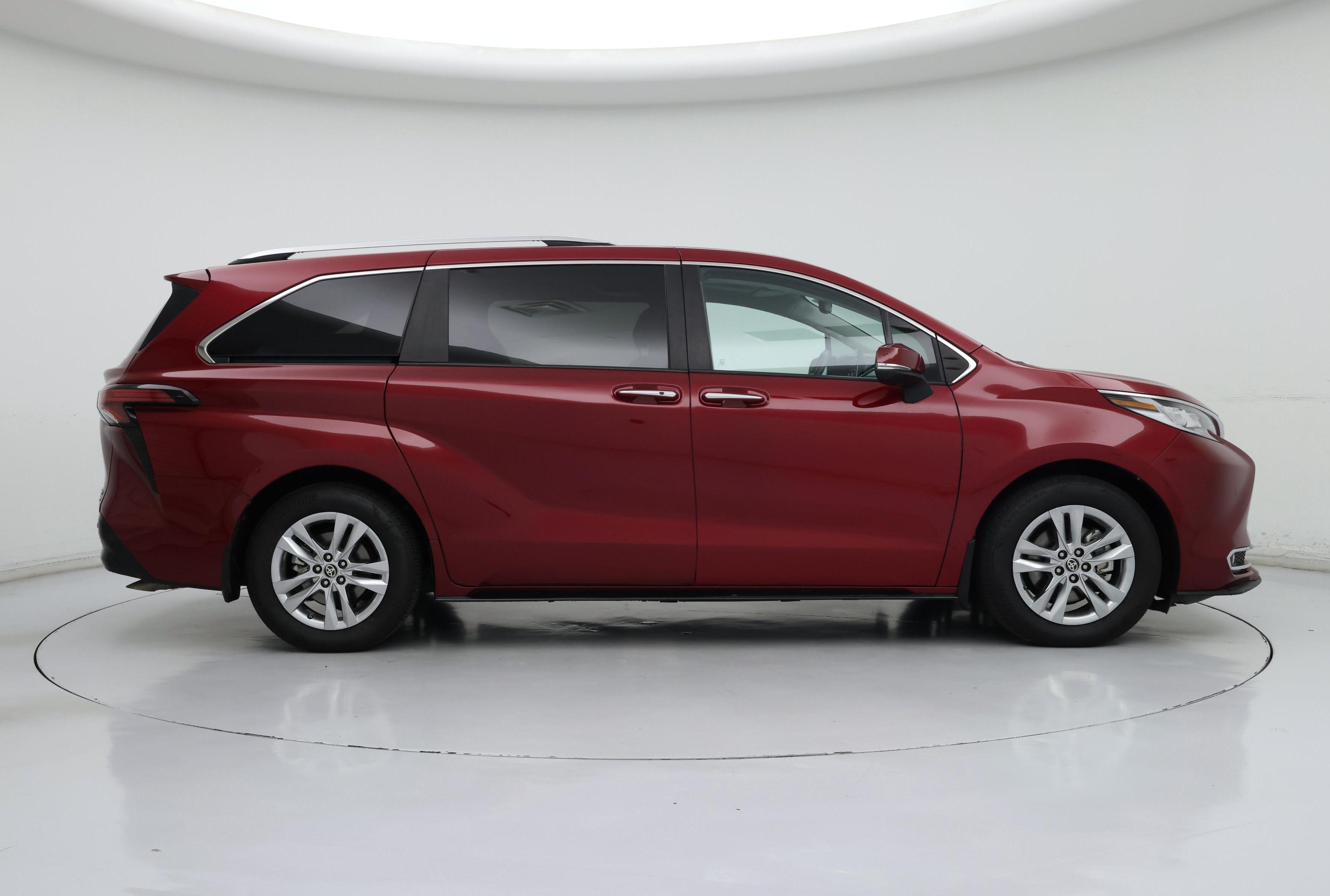 Thumbnail: 2024 Toyota Sienna - 7