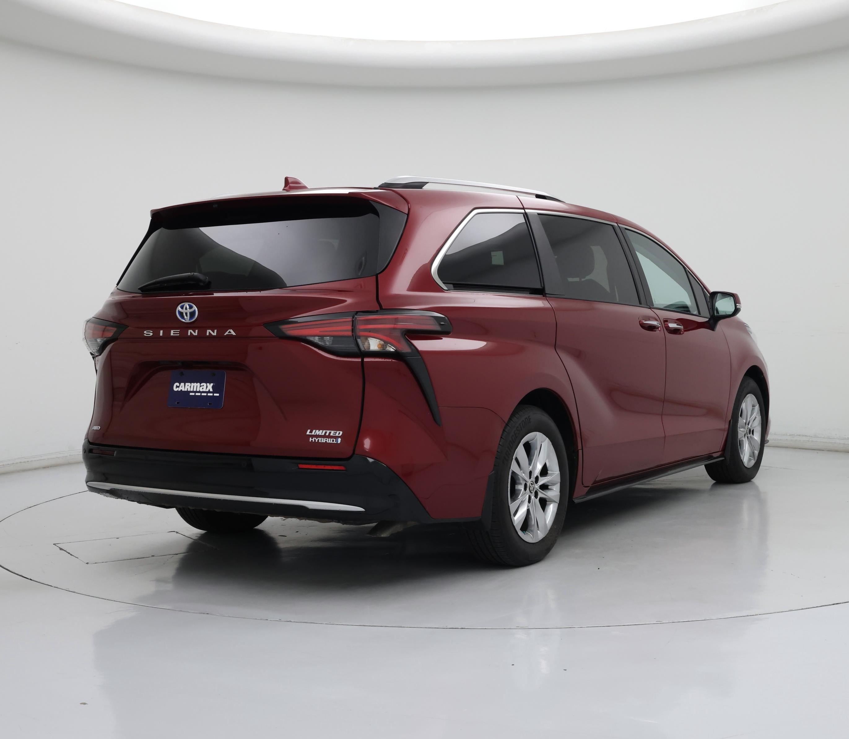 Thumbnail: 2024 Toyota Sienna - 8