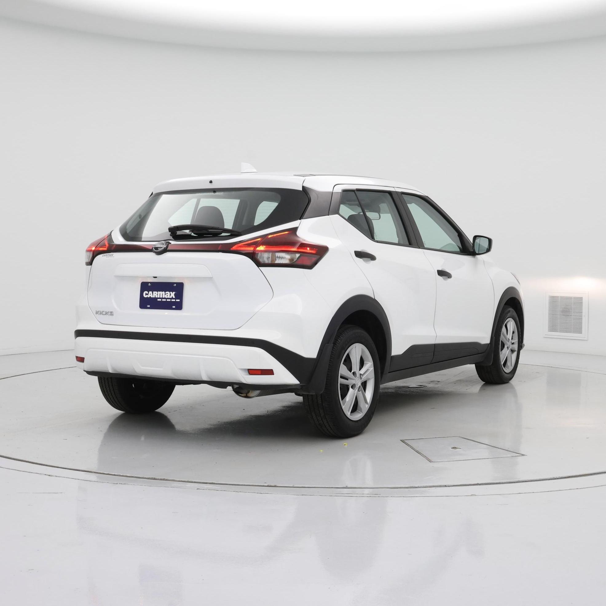Thumbnail: 2024 Nissan Kicks - 8
