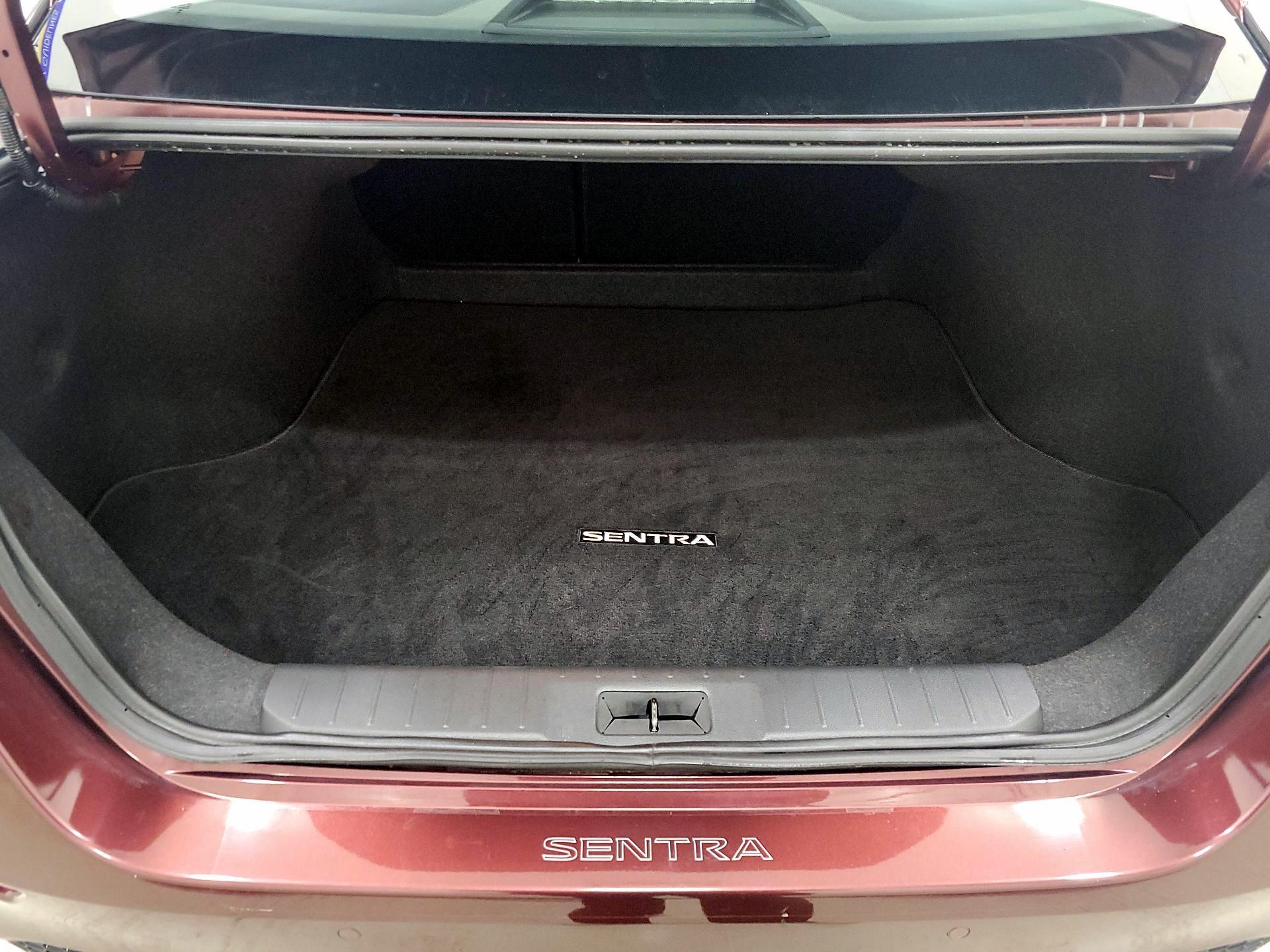 Thumbnail: 2023 Nissan Sentra - 20