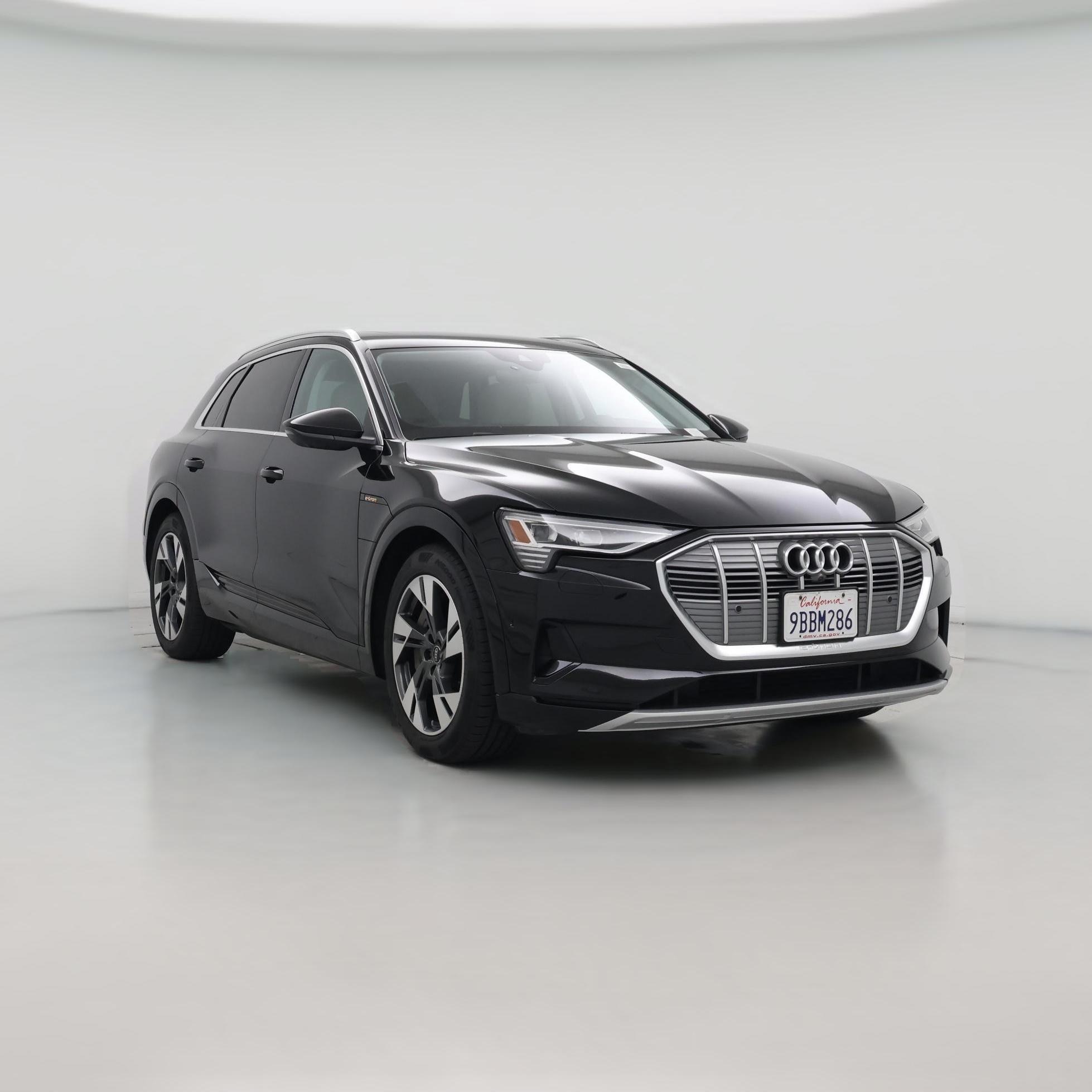 Thumbnail: 2022 Audi e-tron - 1