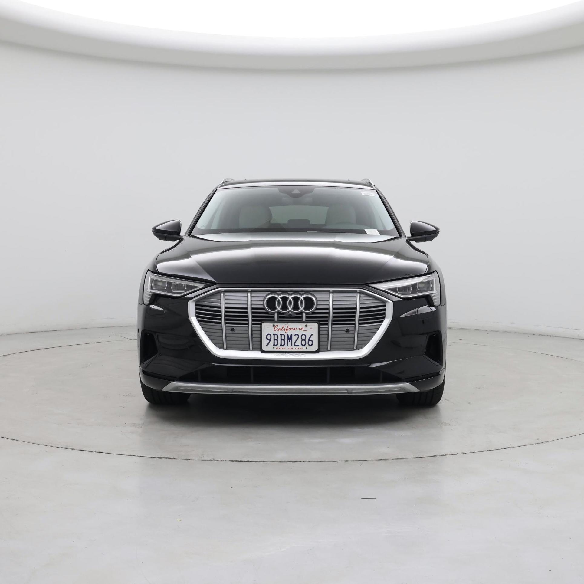 Thumbnail: 2022 Audi e-tron - 5