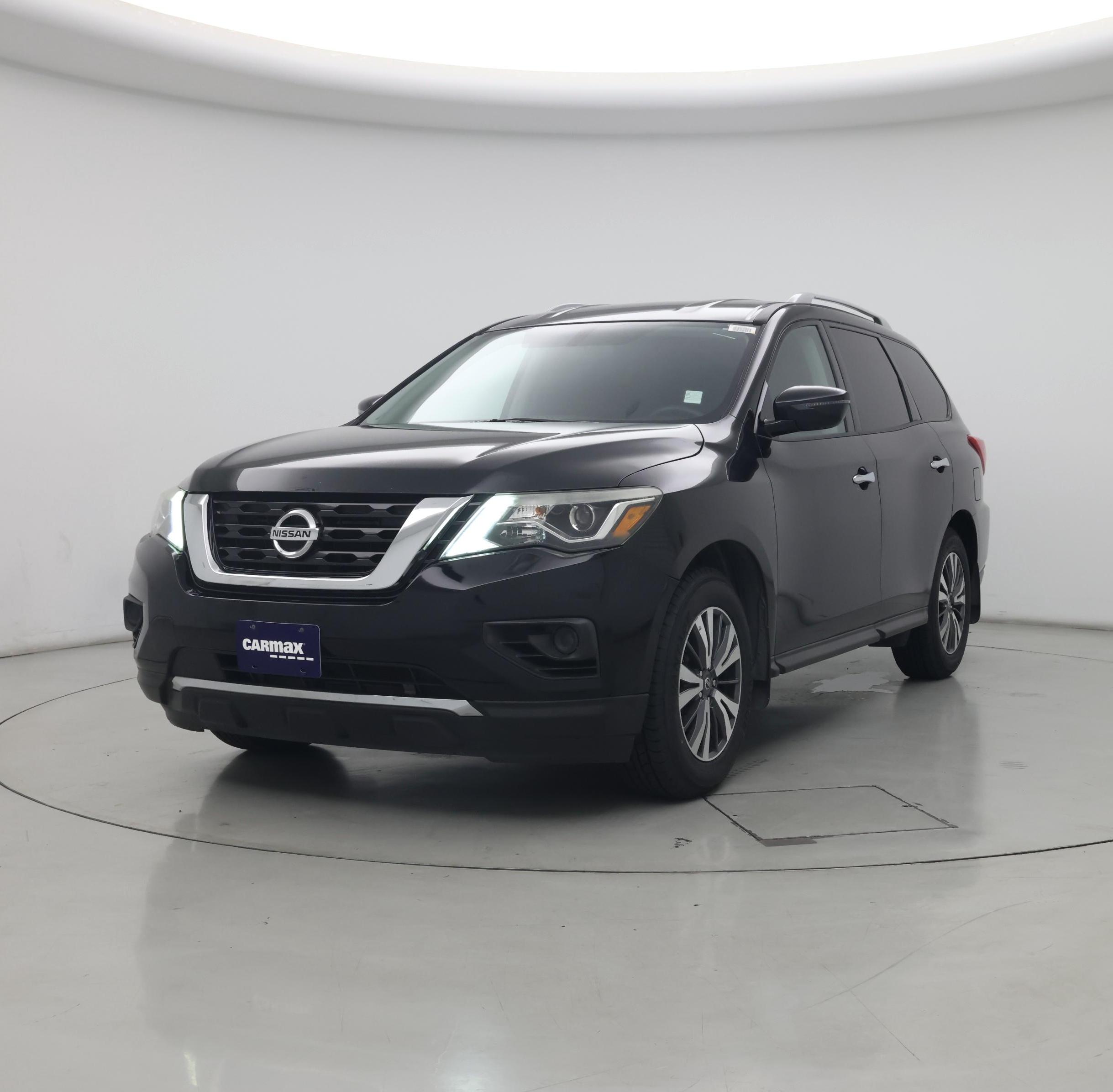 Thumbnail: 2017 Nissan Pathfinder - 4