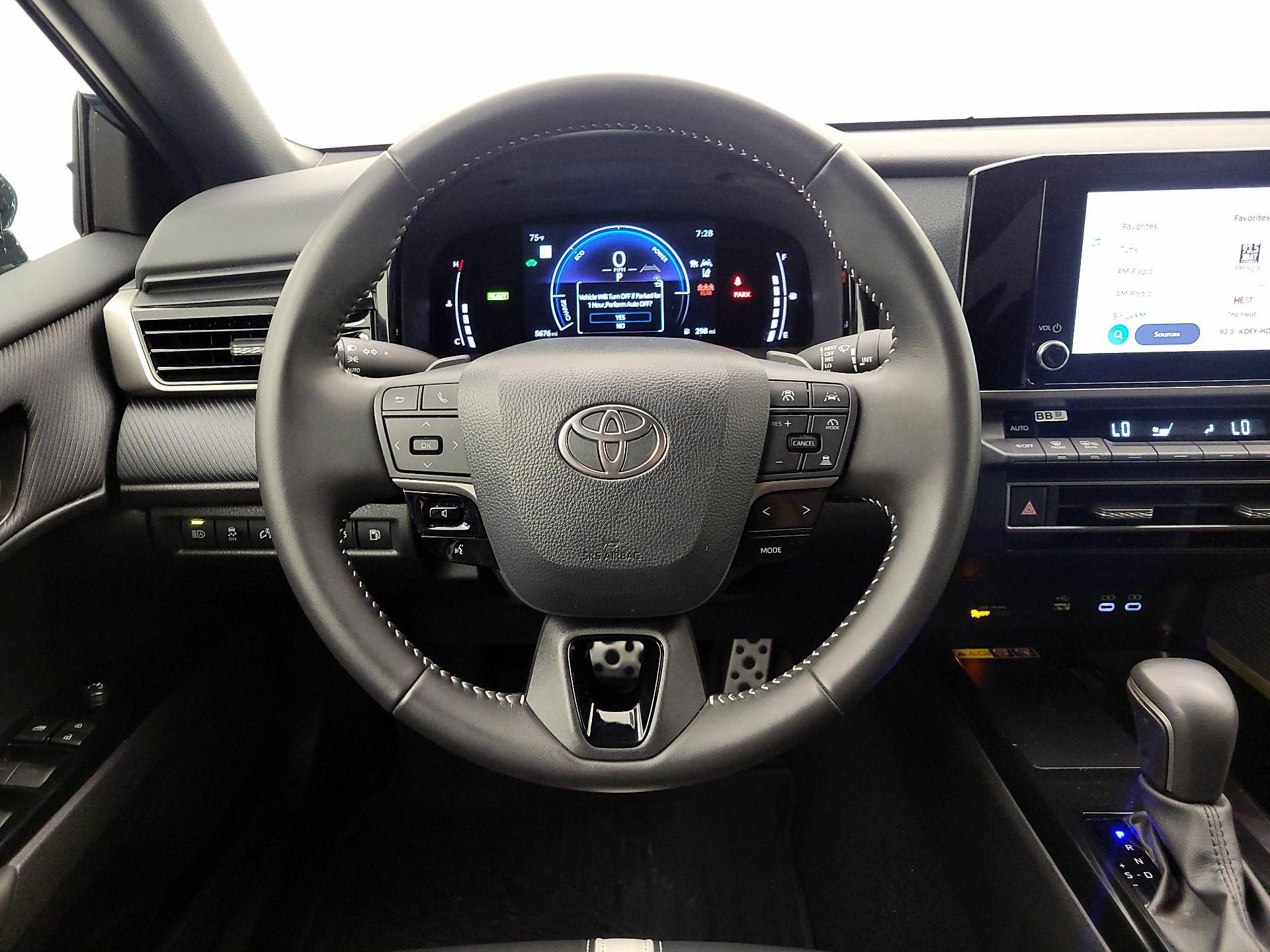 Thumbnail: 2025 Toyota Camry - 10