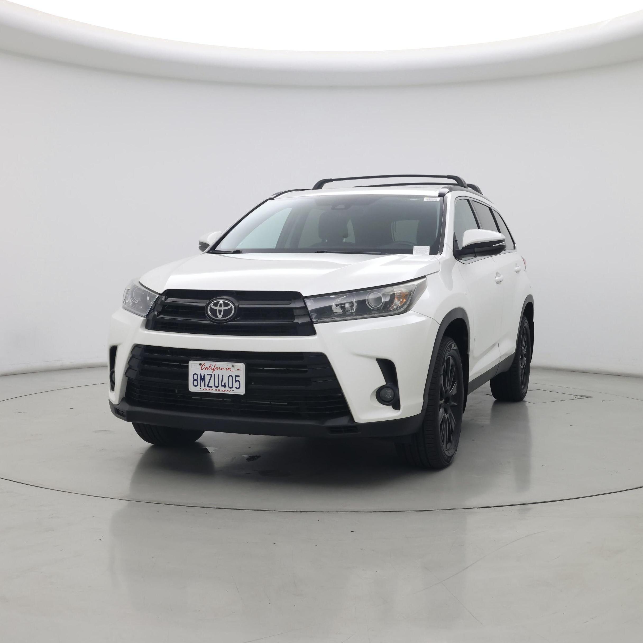 Thumbnail: 2019 Toyota Highlander - 4