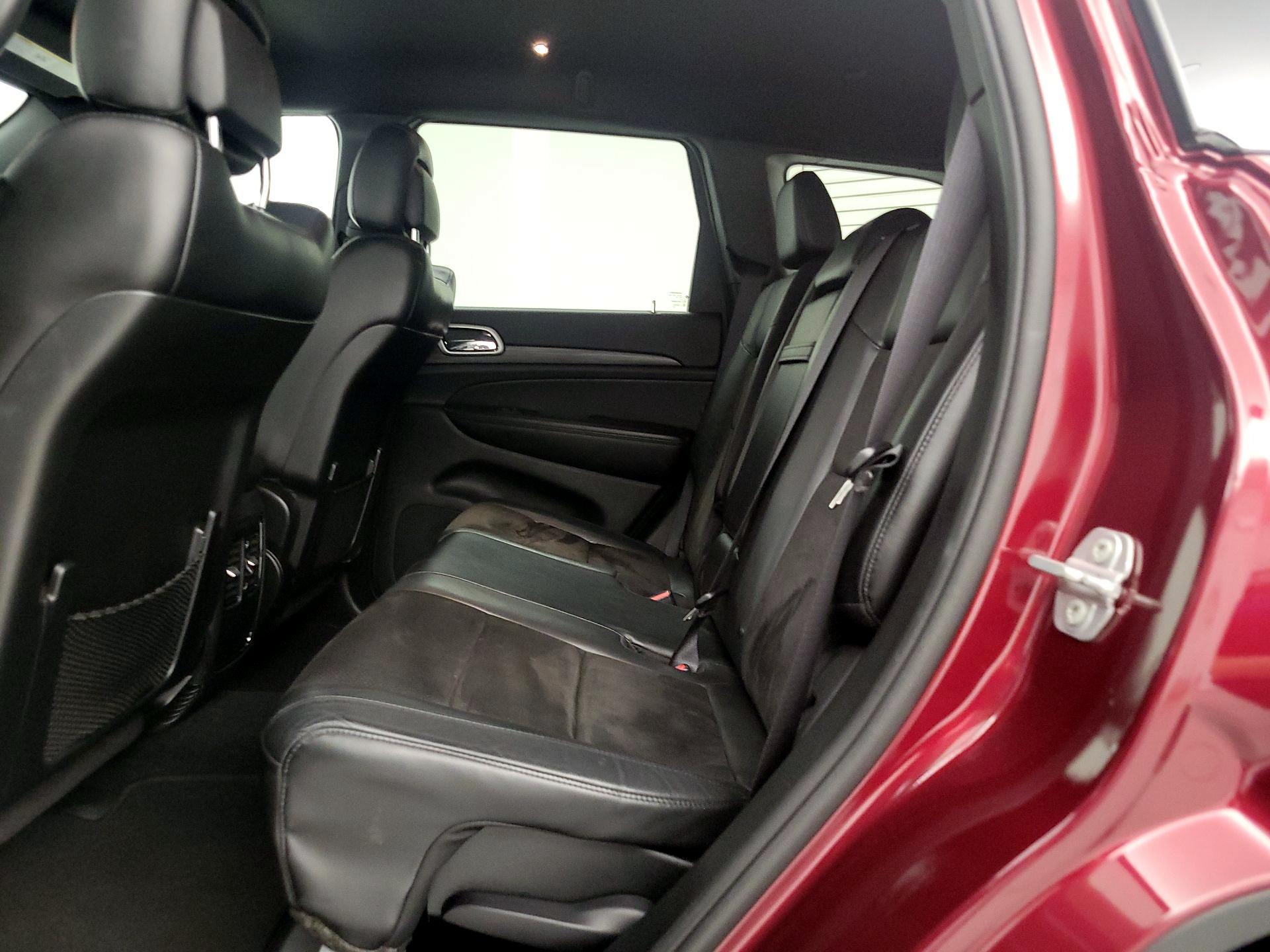 Thumbnail: 2020 Jeep Grand Cherokee - 19