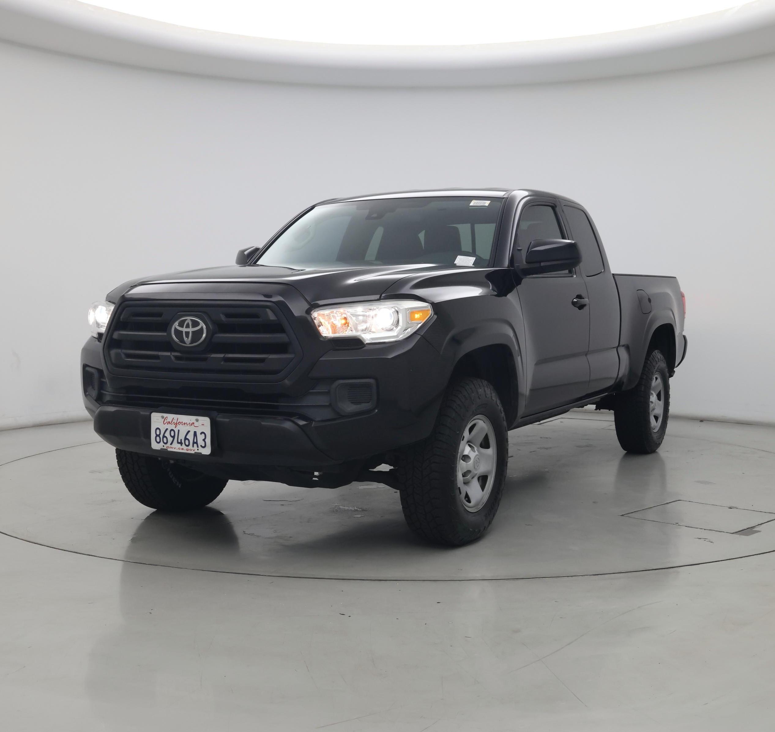 Thumbnail: 2019 Toyota Tacoma - 4