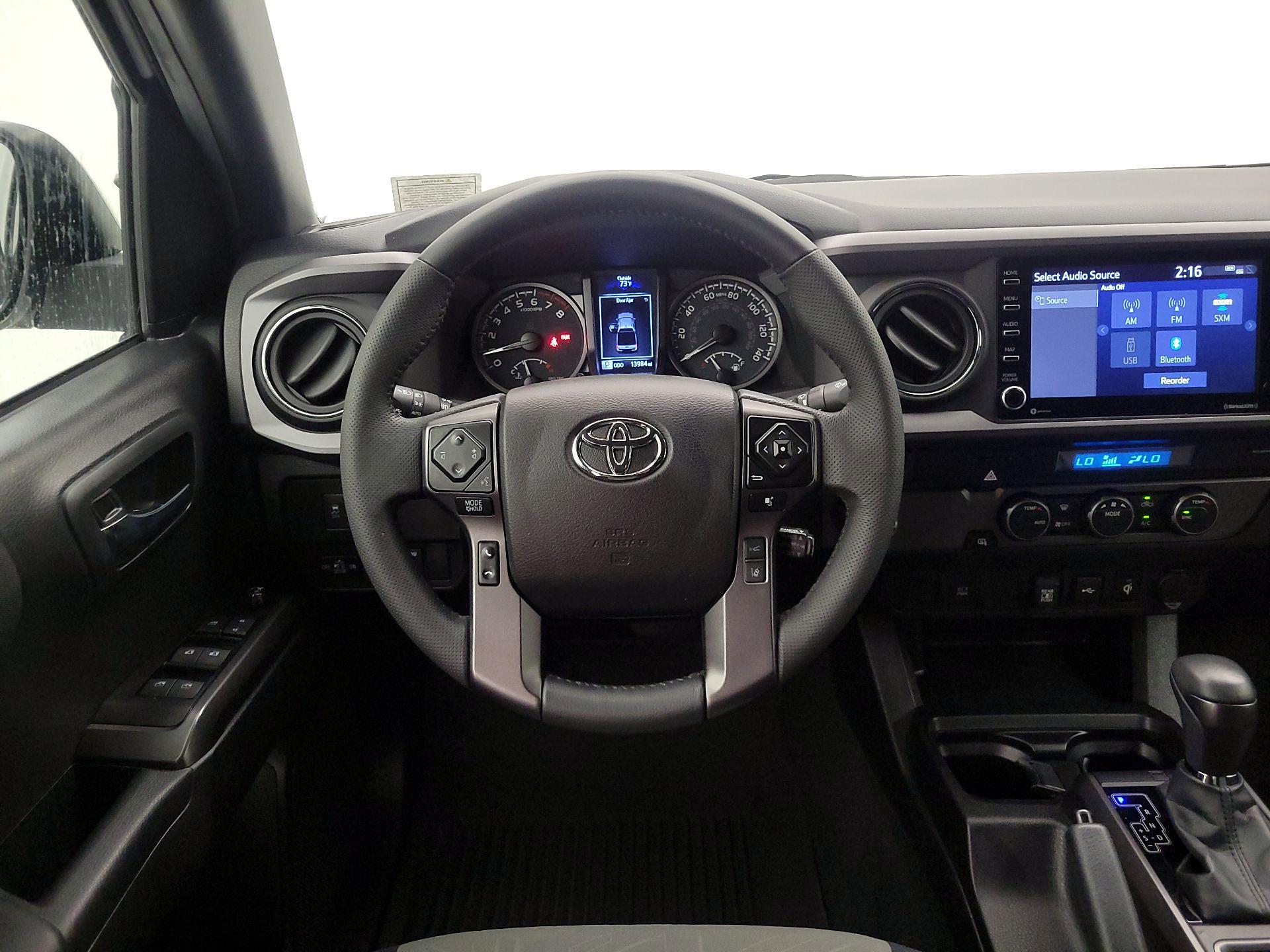 Thumbnail: 2022 Toyota Tacoma - 10