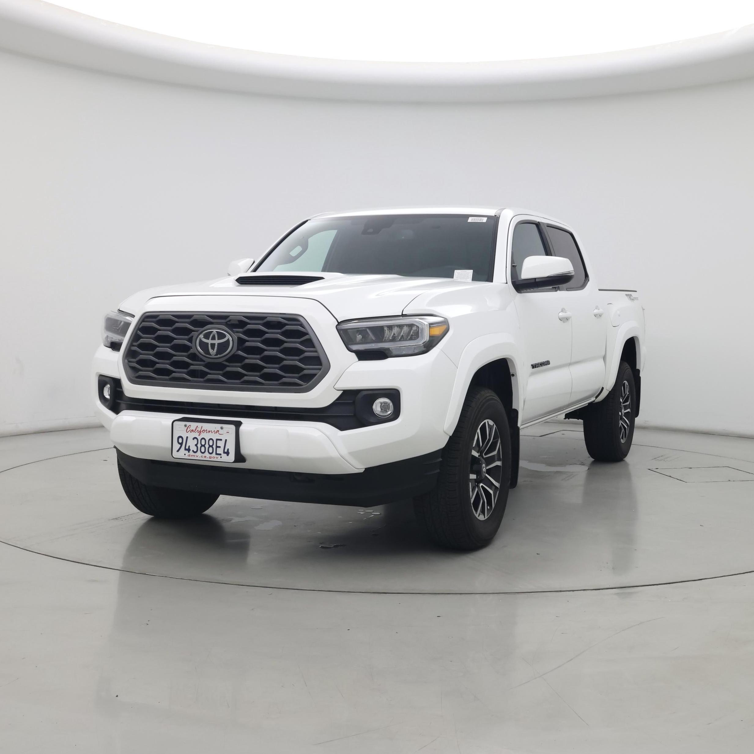 Thumbnail: 2022 Toyota Tacoma - 4
