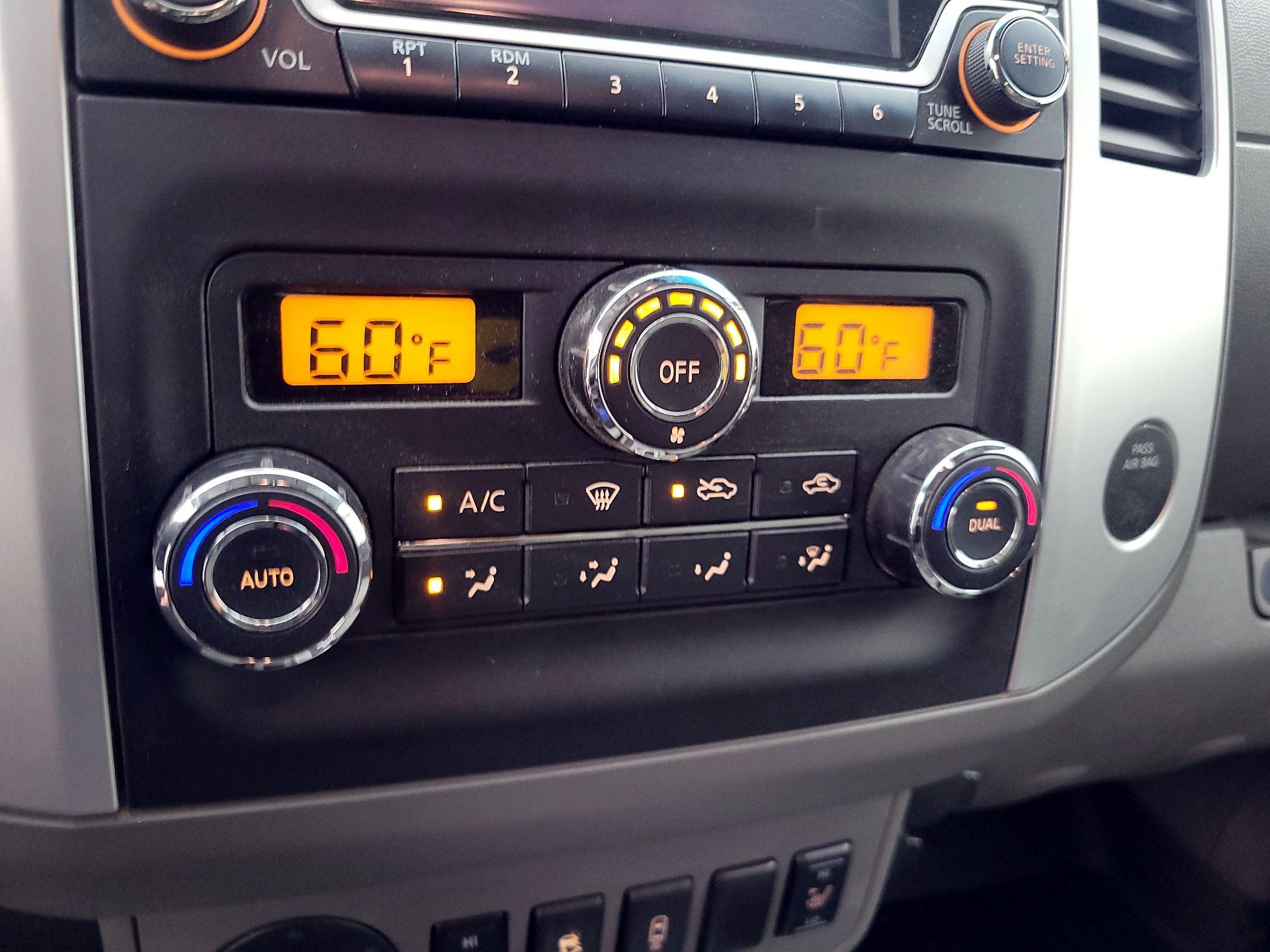 Thumbnail: 2015 Nissan Frontier - 16