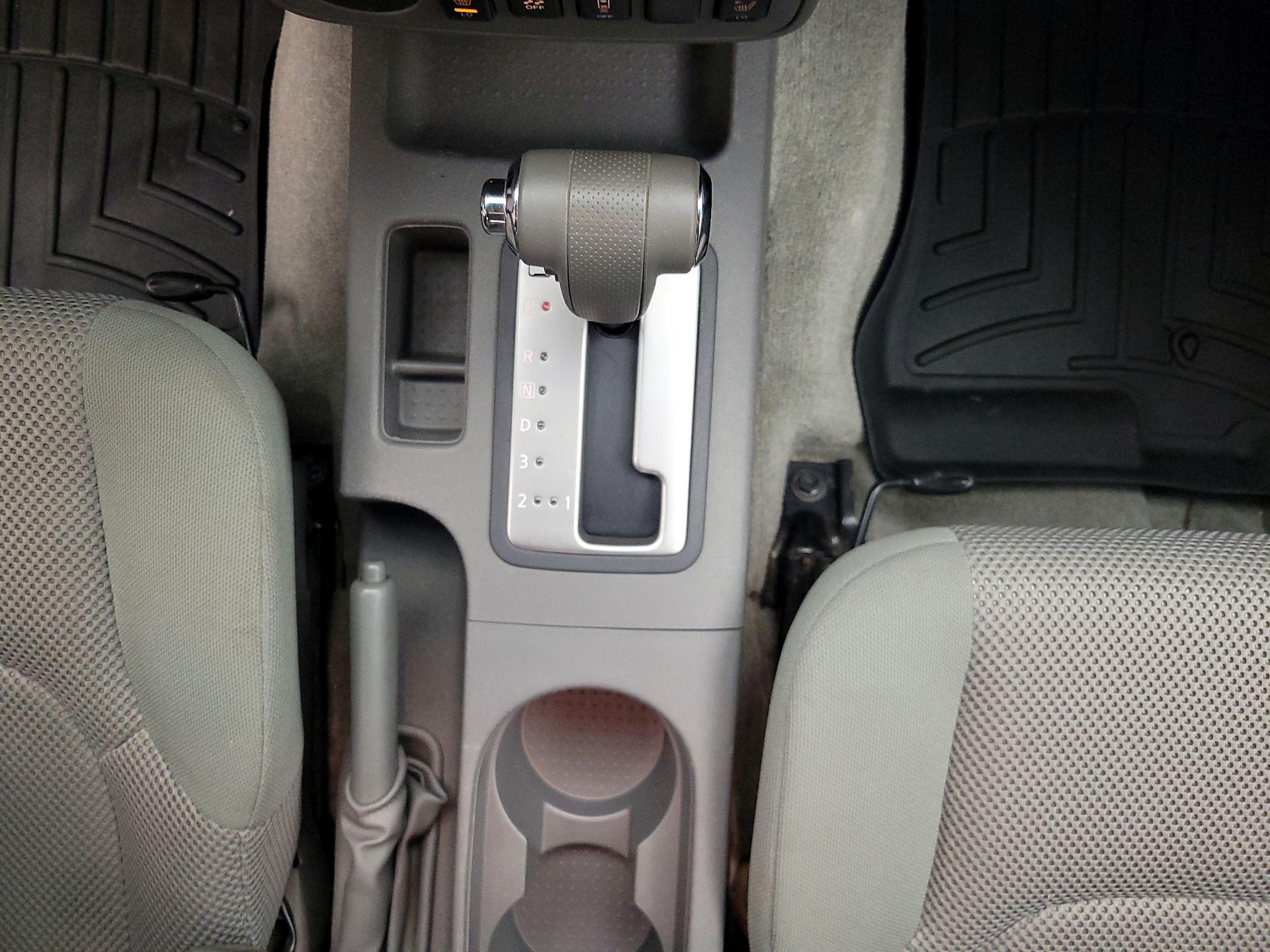 Thumbnail: 2015 Nissan Frontier - 17