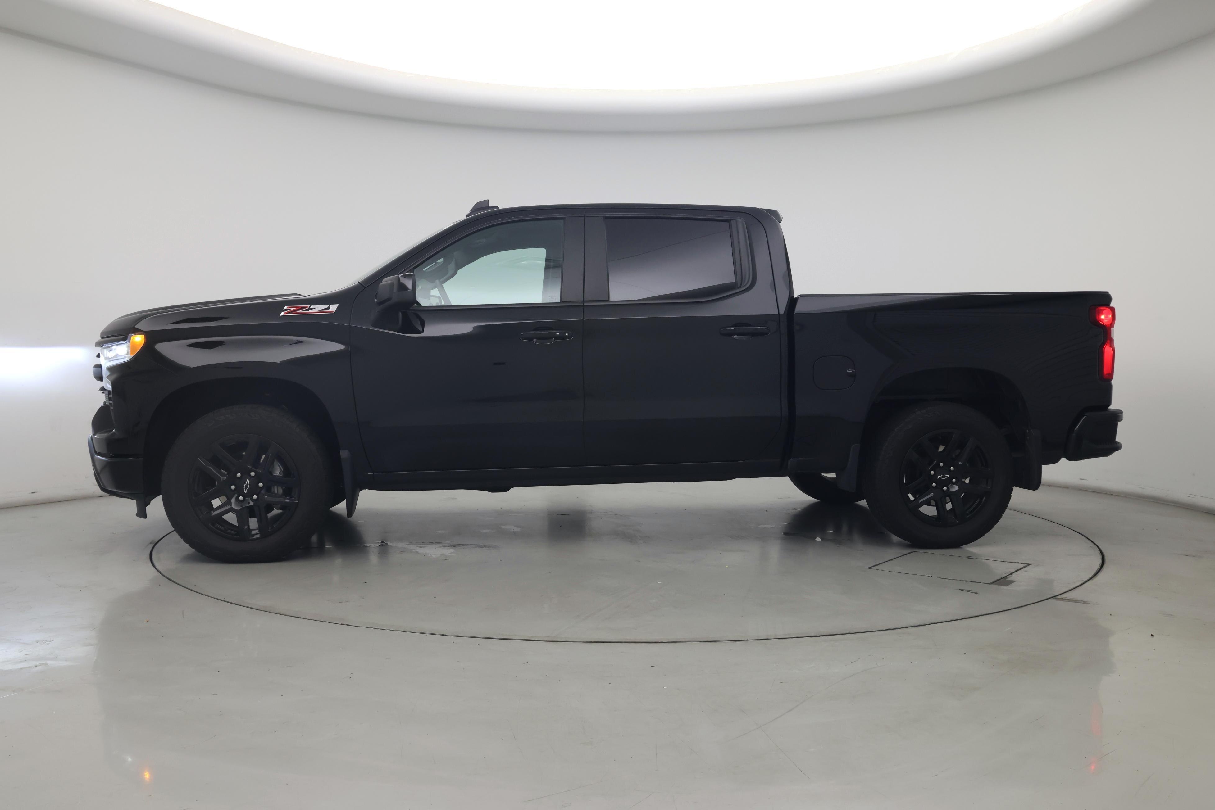 Thumbnail: 2024 Chevrolet Silverado 1500 - 3