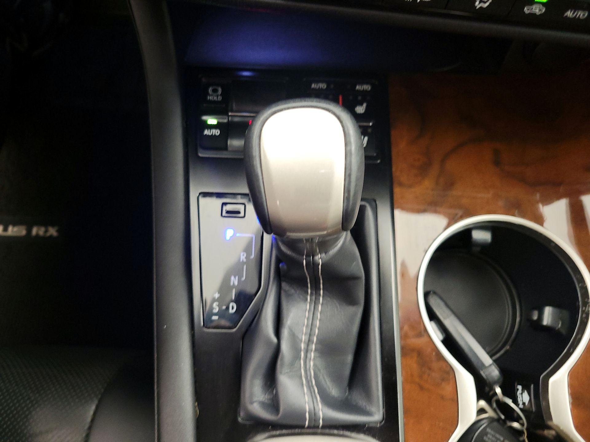 Thumbnail: 2019 Lexus RX - 18
