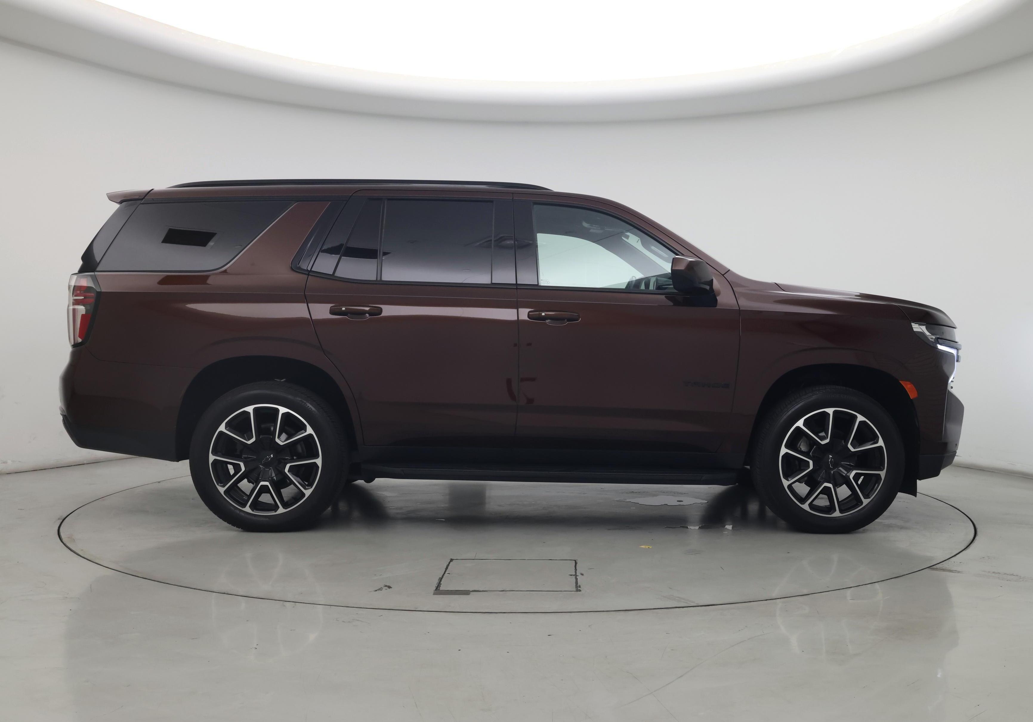 Thumbnail: 2022 Chevrolet Tahoe - 7