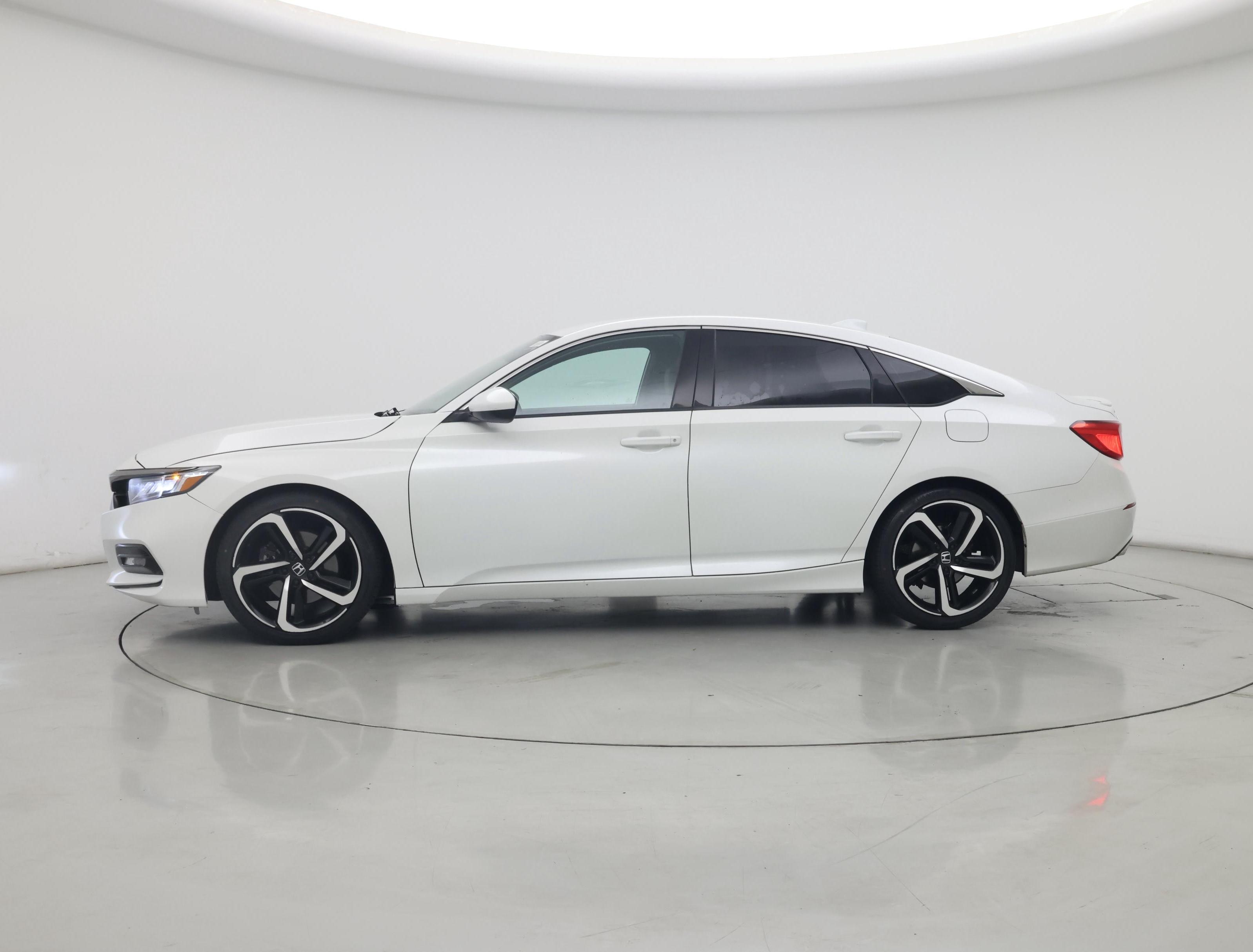 Thumbnail: 2019 Honda Accord - 3