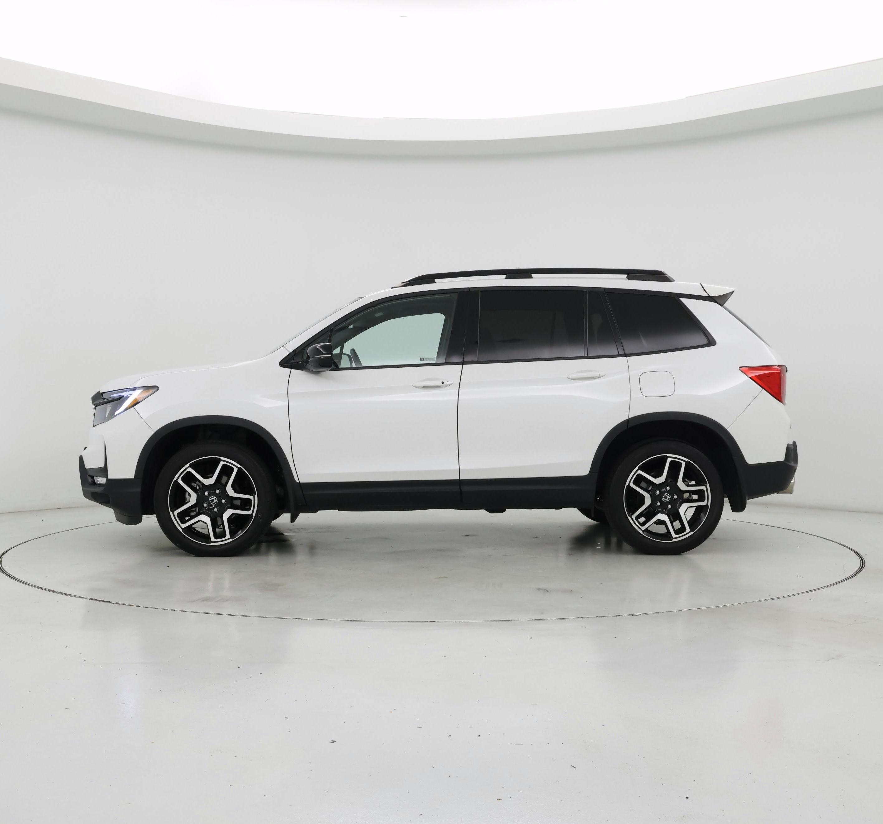 Thumbnail: 2023 Honda Passport - 3