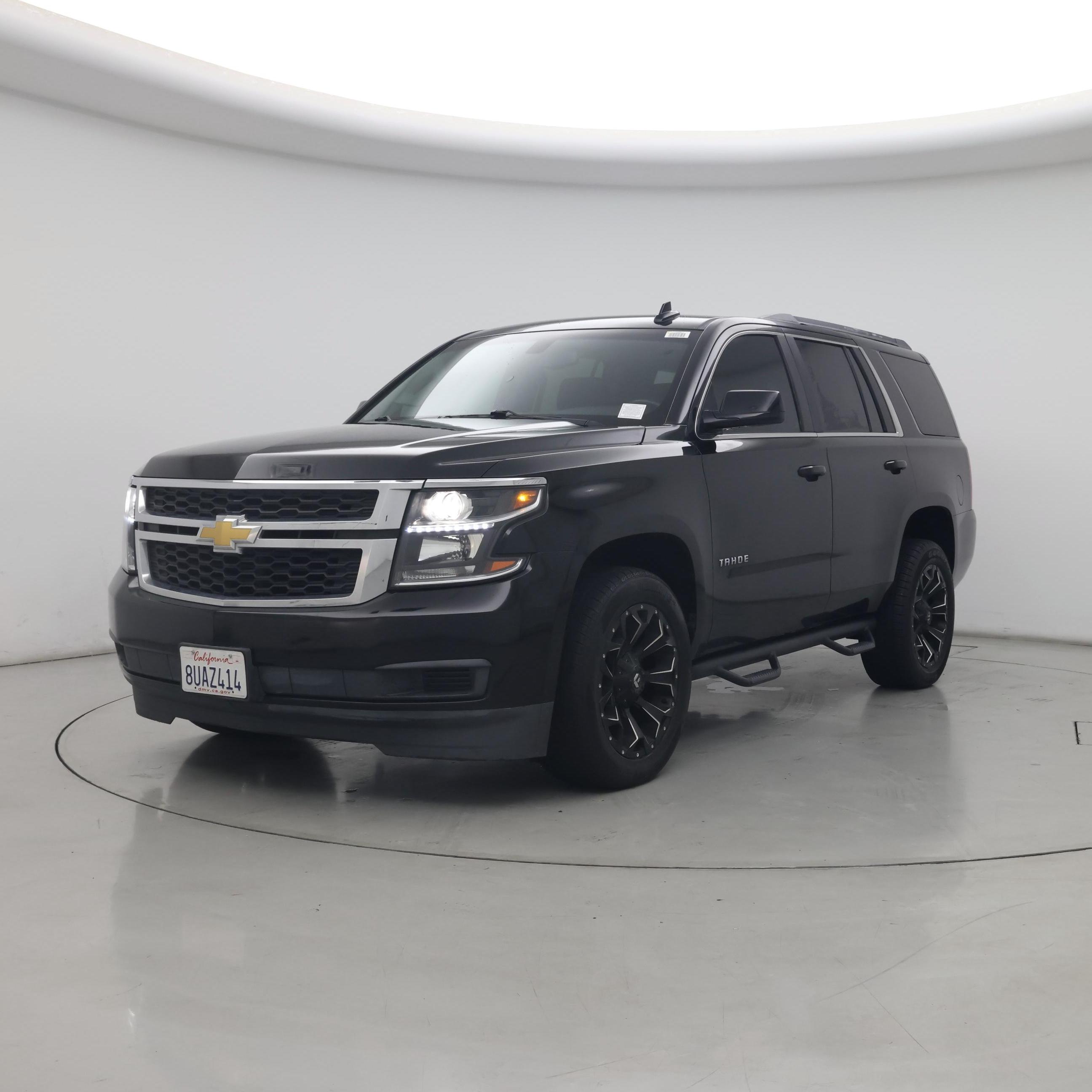Thumbnail: 2017 Chevrolet Tahoe - 4