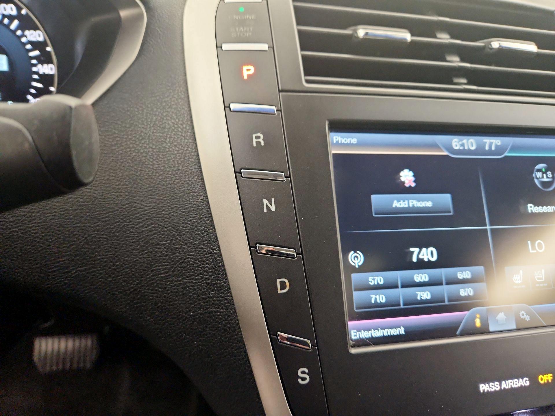 Thumbnail: 2016 Lincoln MKZ - 17
