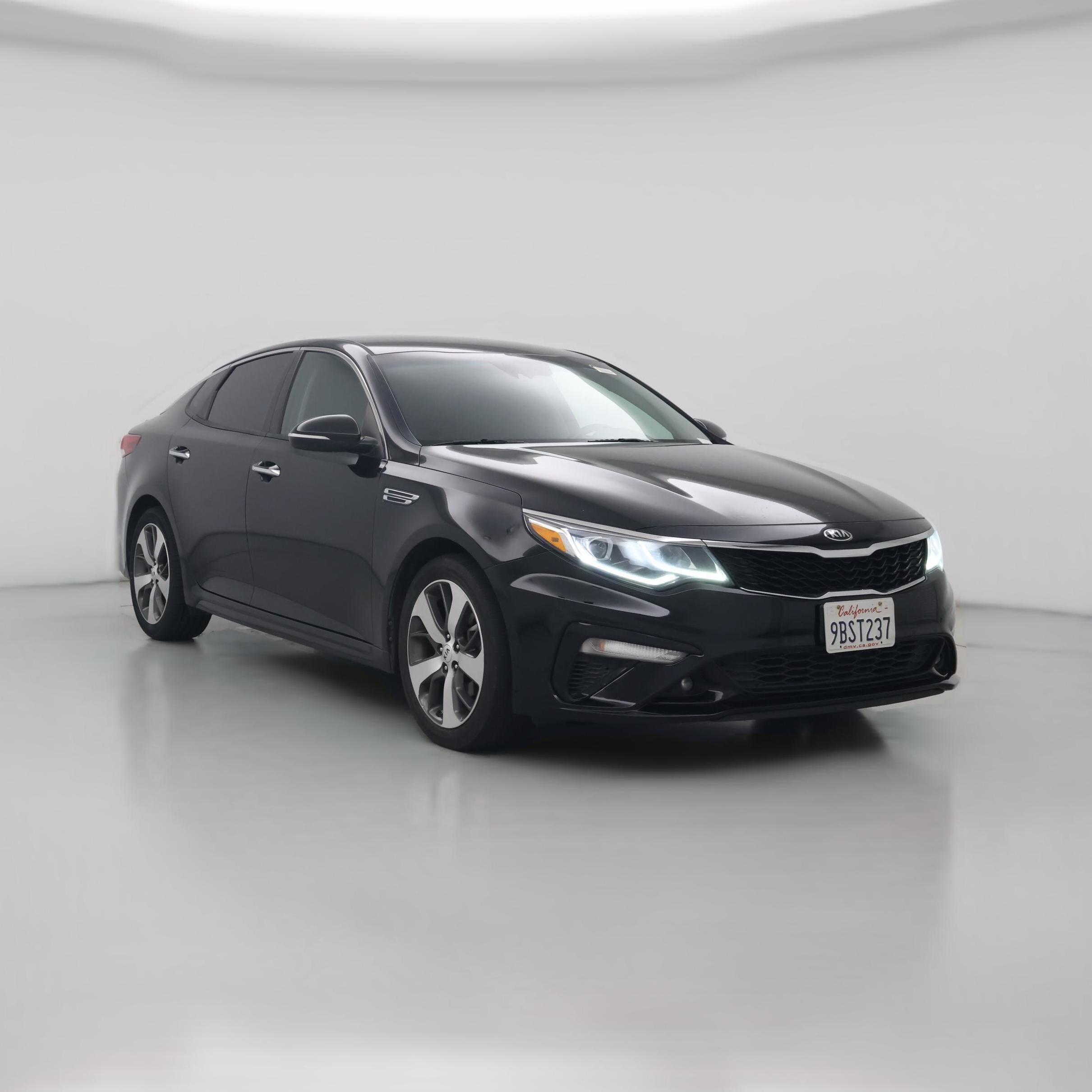 Thumbnail: 2020 Kia Optima - 1