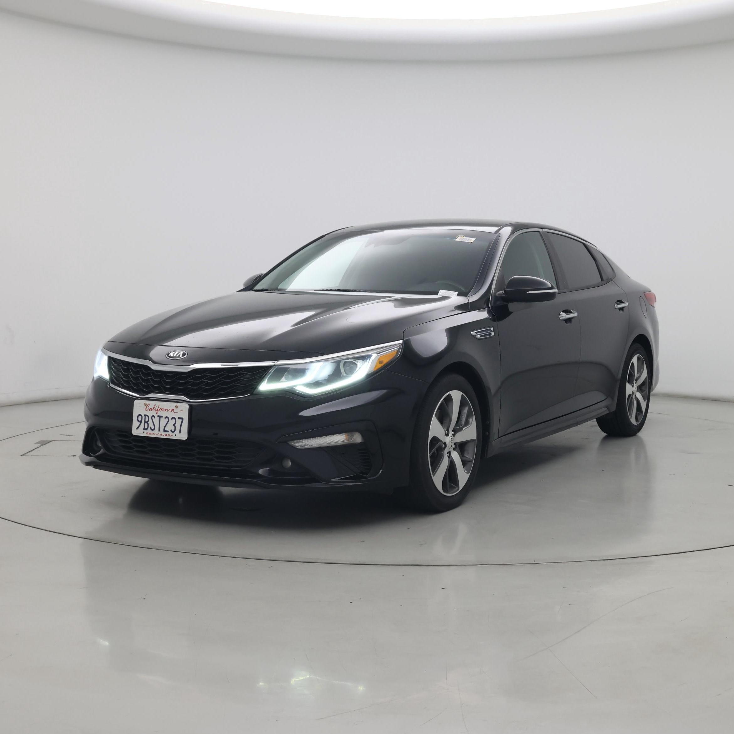 Thumbnail: 2020 Kia Optima - 4