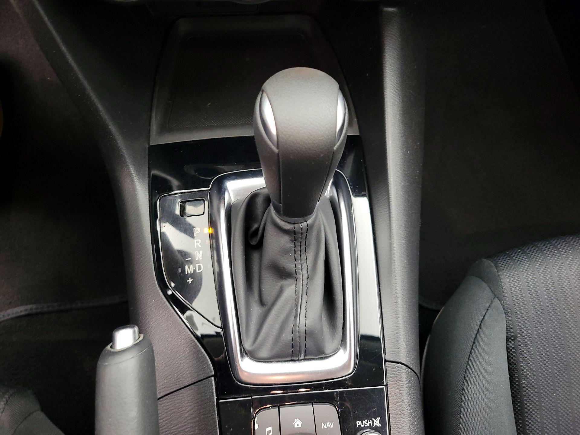 Thumbnail: 2015 Mazda Mazda3 - 16