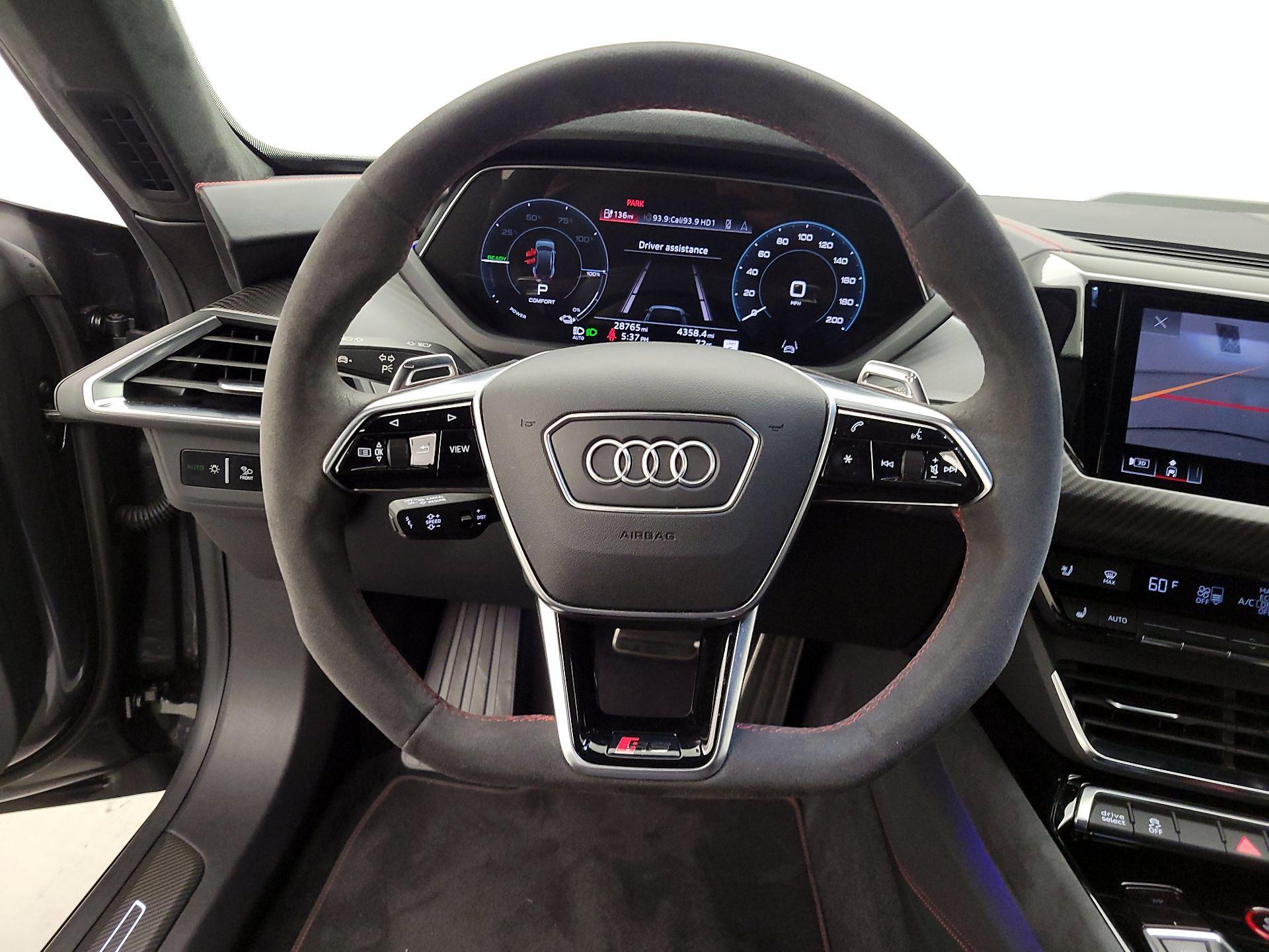 Thumbnail: 2022 Audi RS e-tron GT - 10