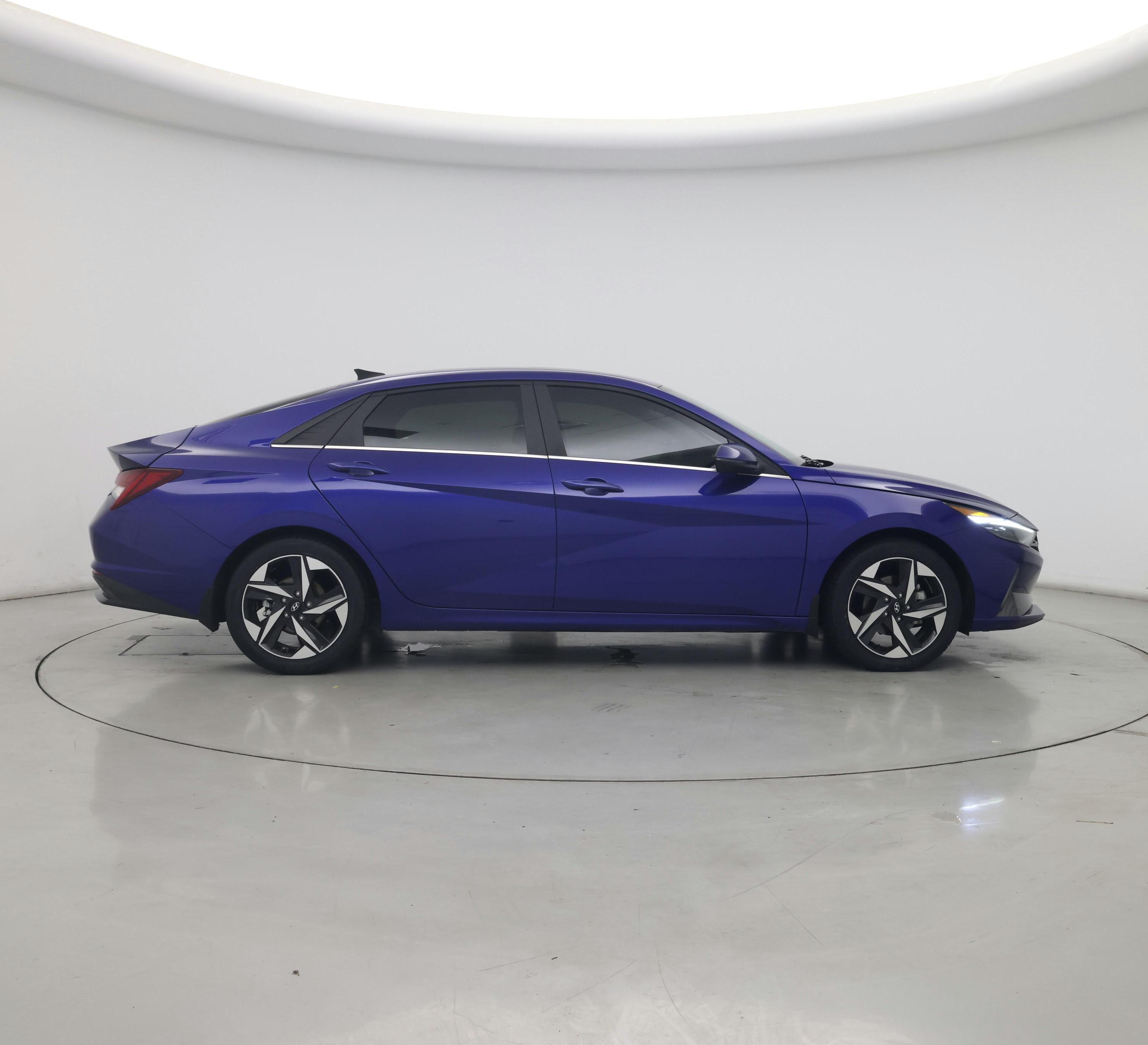 Thumbnail: 2023 Hyundai Elantra - 7