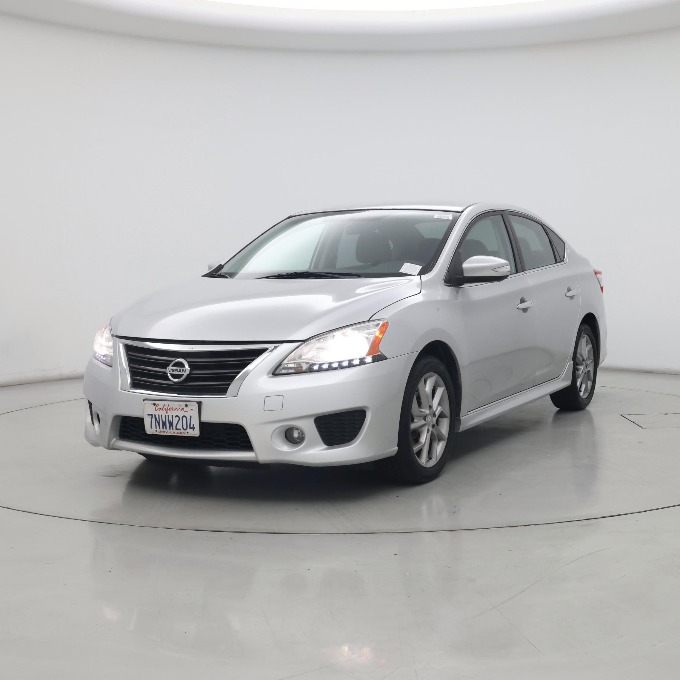 Thumbnail: 2015 Nissan Sentra - 4