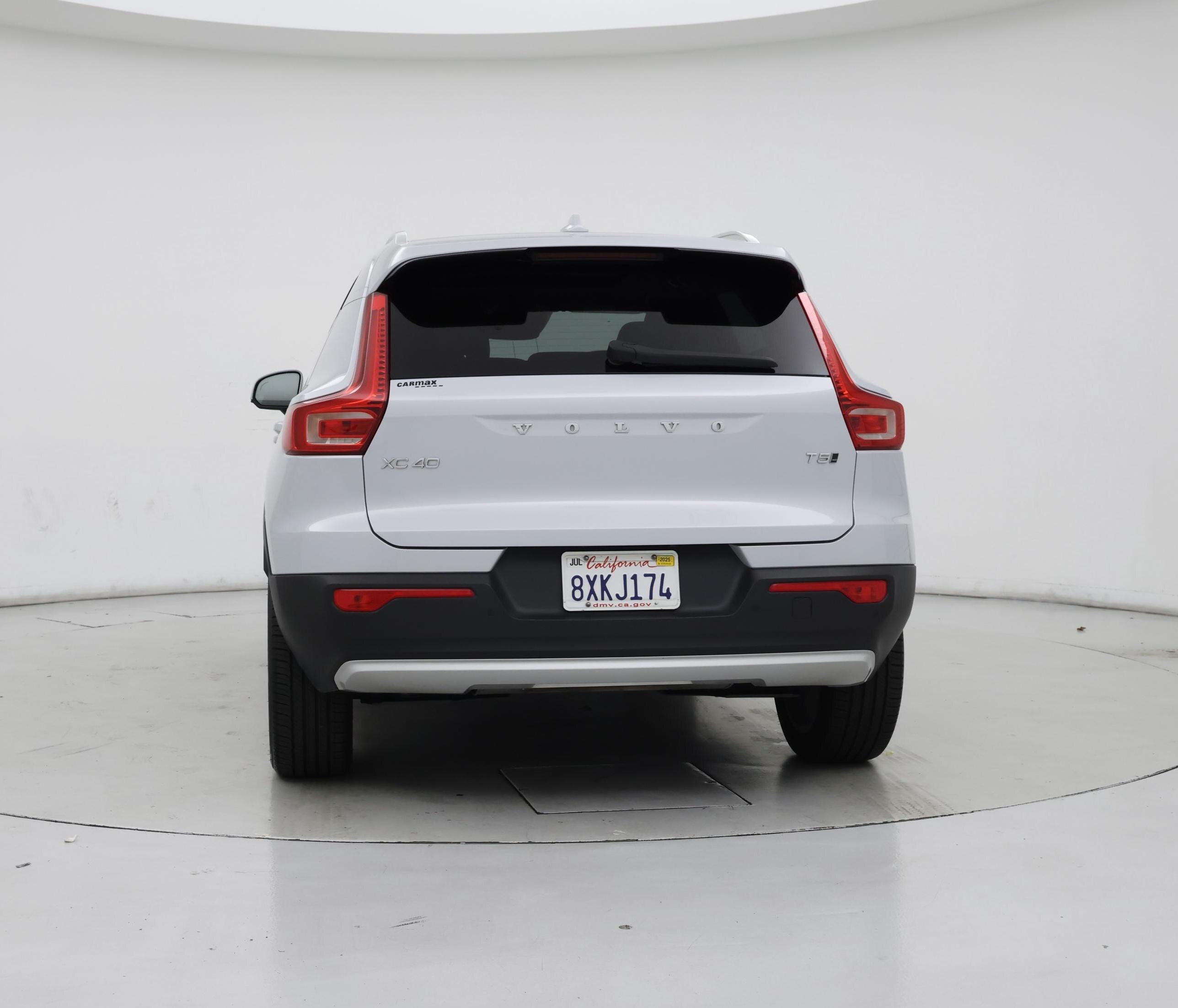 Thumbnail: 2021 Volvo XC40 - 6