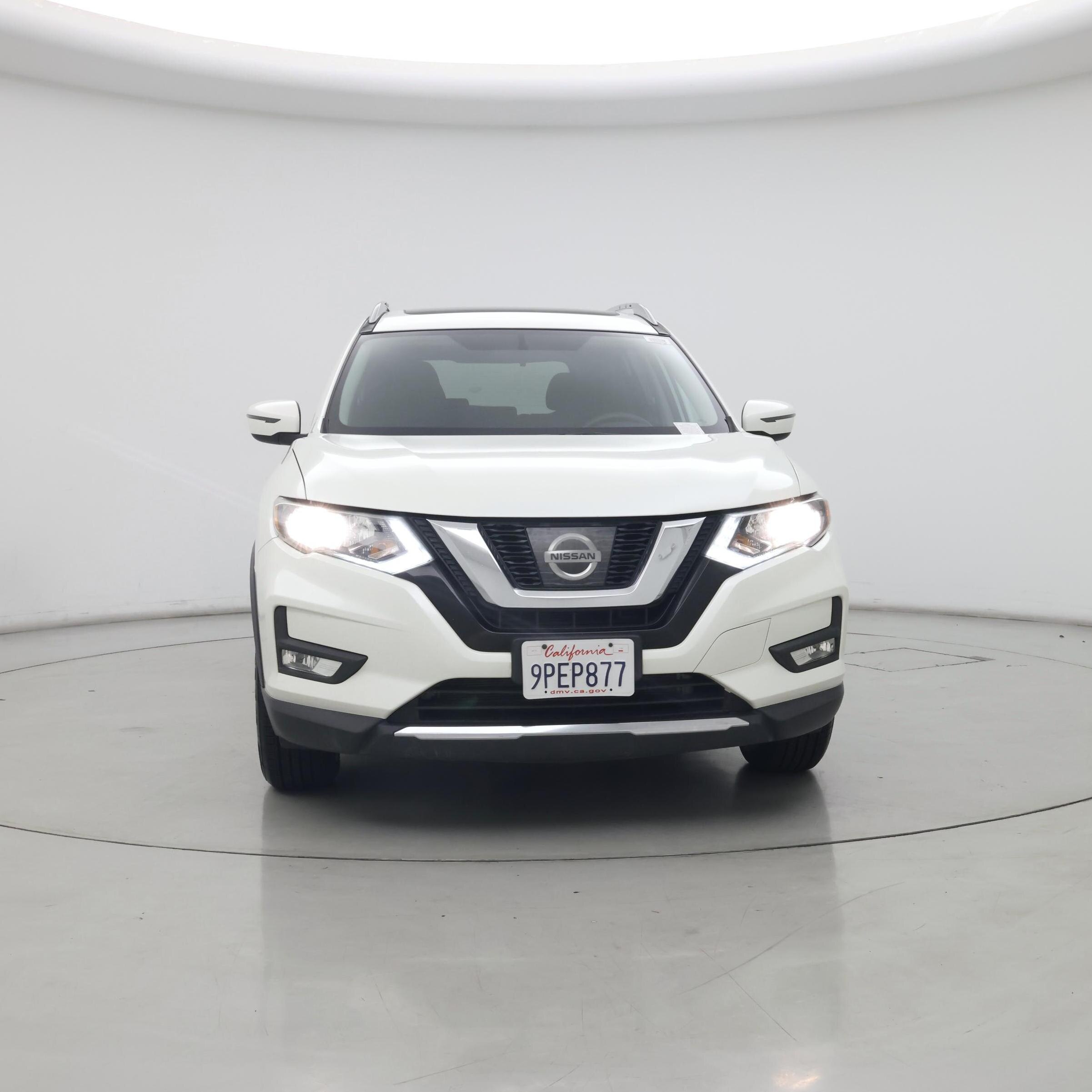 Thumbnail: 2017 Nissan Rogue - 5