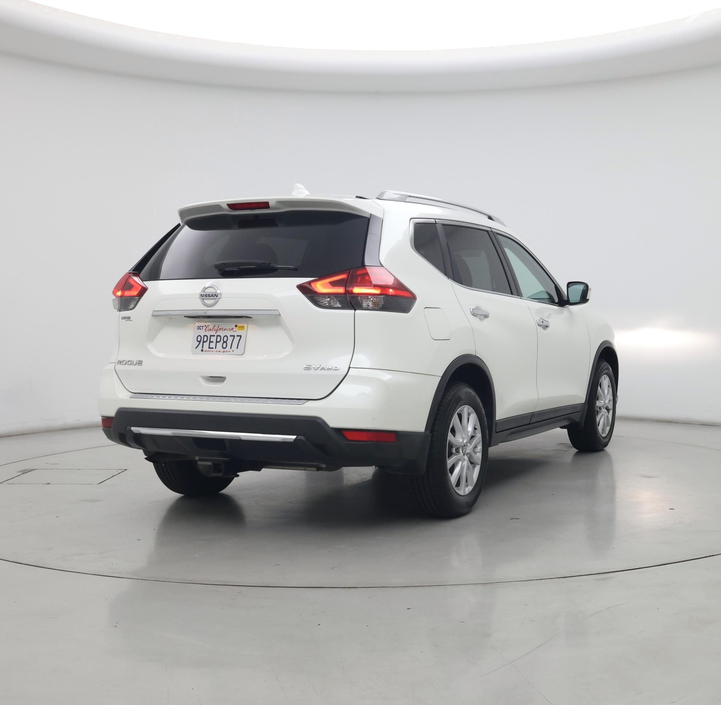 Thumbnail: 2017 Nissan Rogue - 8