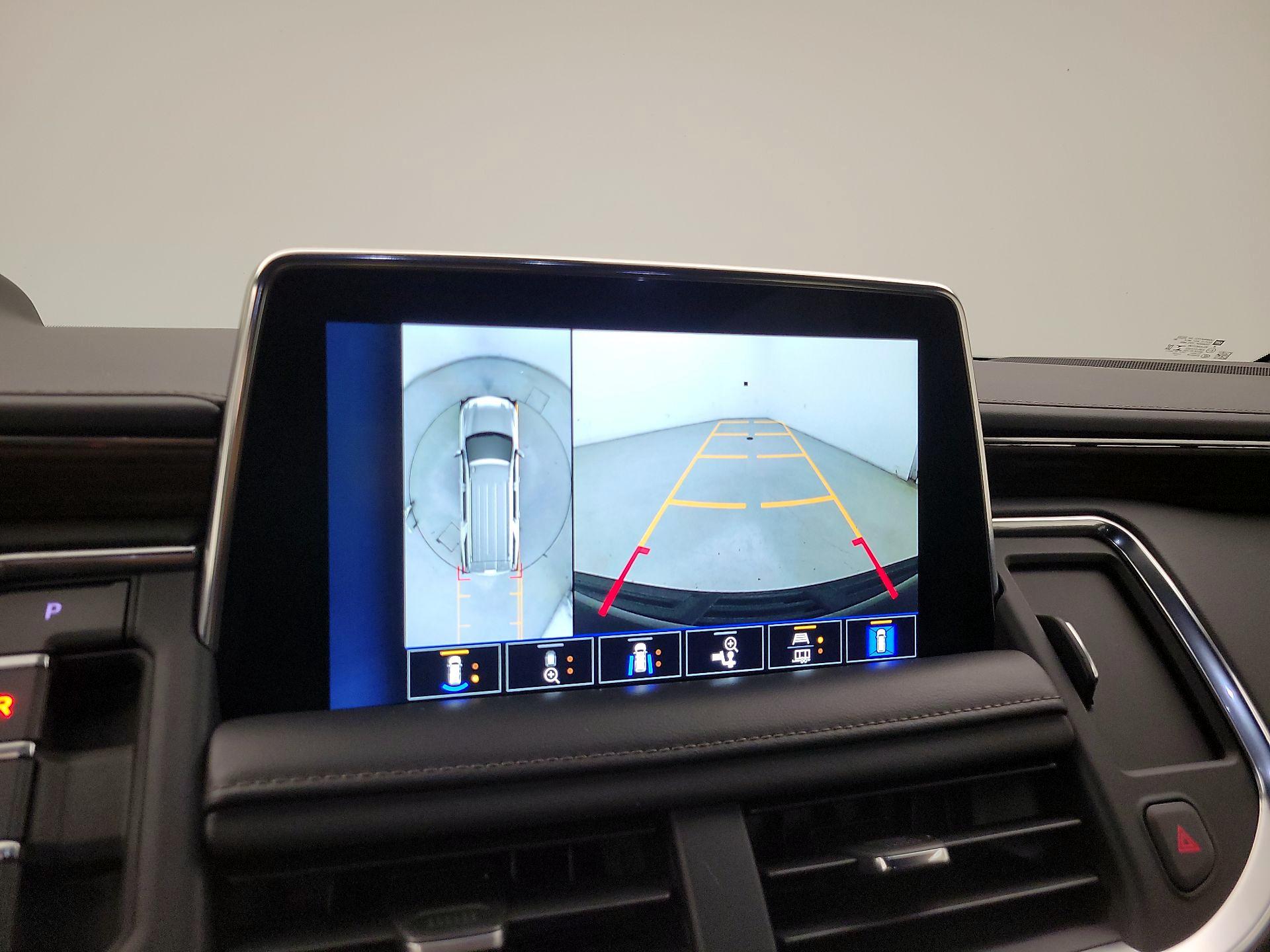 Thumbnail: 2022 Chevrolet Tahoe - 14