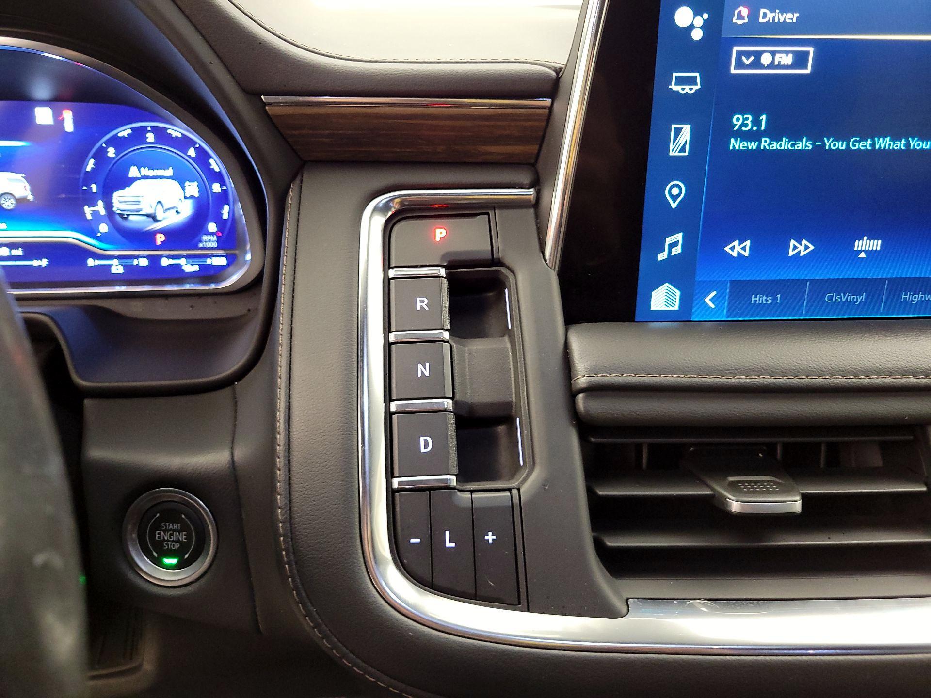 Thumbnail: 2022 Chevrolet Tahoe - 17