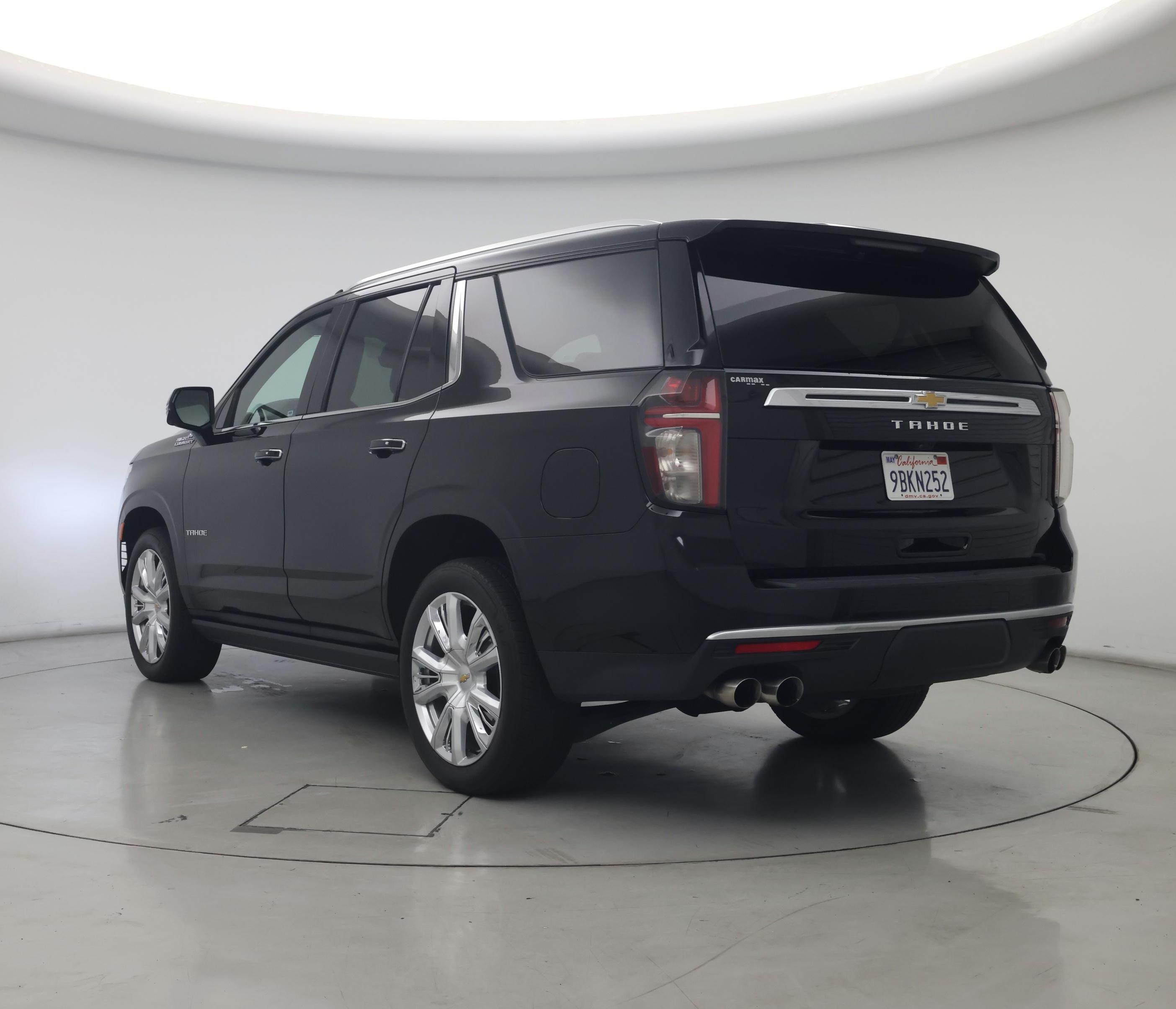 Thumbnail: 2022 Chevrolet Tahoe - 2