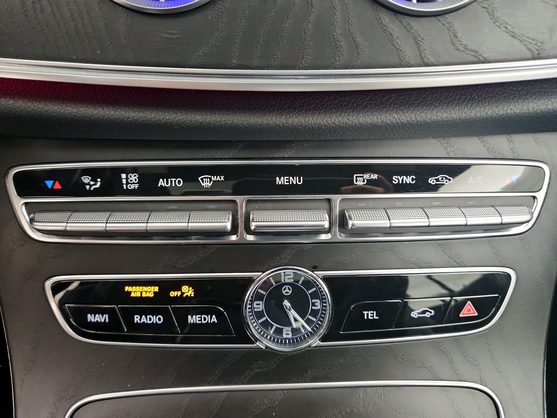 Thumbnail: 2019 Mercedes-Benz E-Class - 17