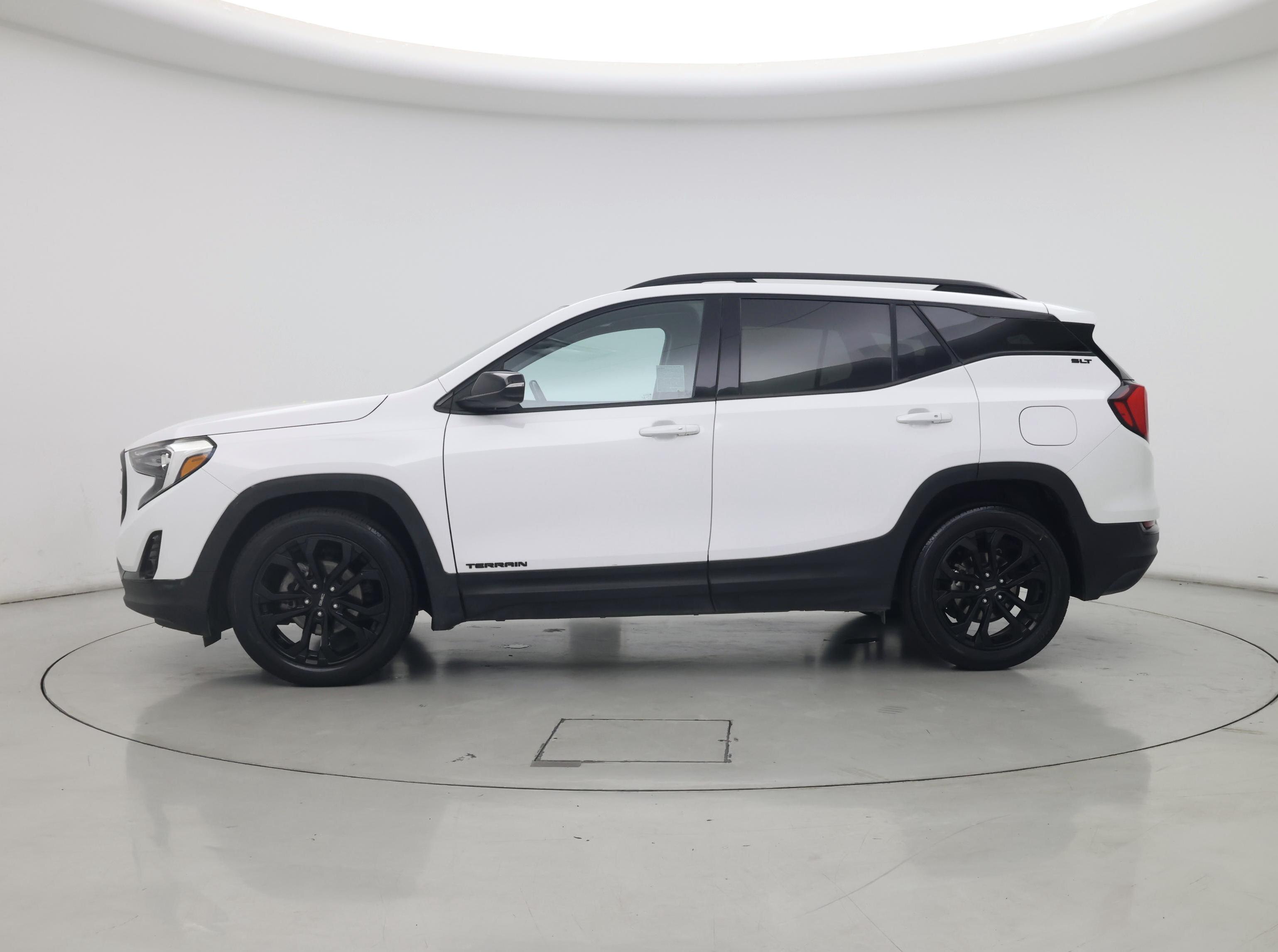 Thumbnail: 2021 GMC Terrain - 3