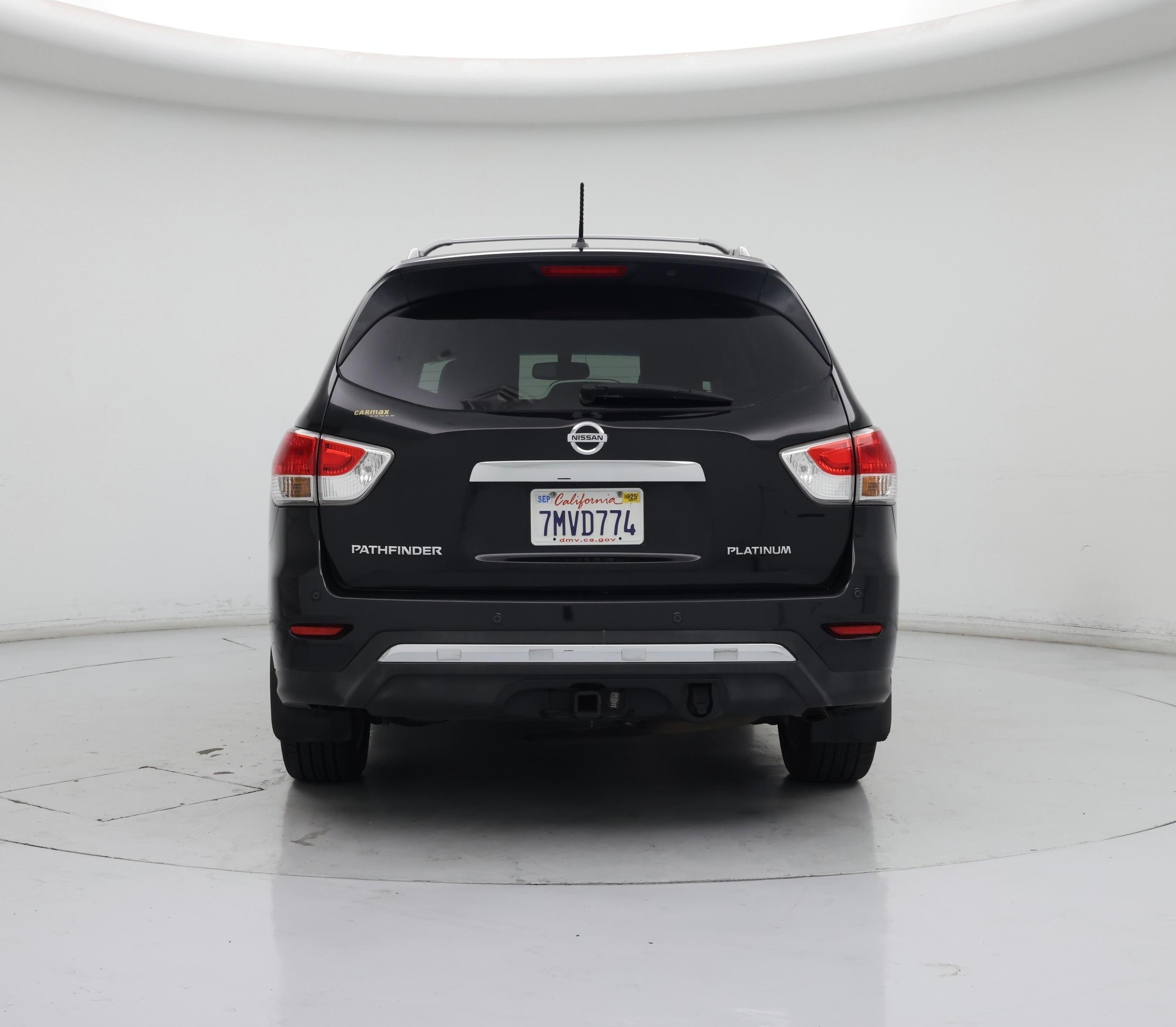 Thumbnail: 2015 Nissan Pathfinder - 6