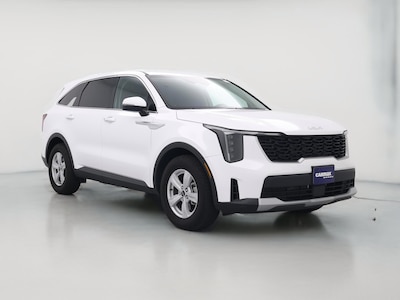 White 2024 Kia Sorento LX