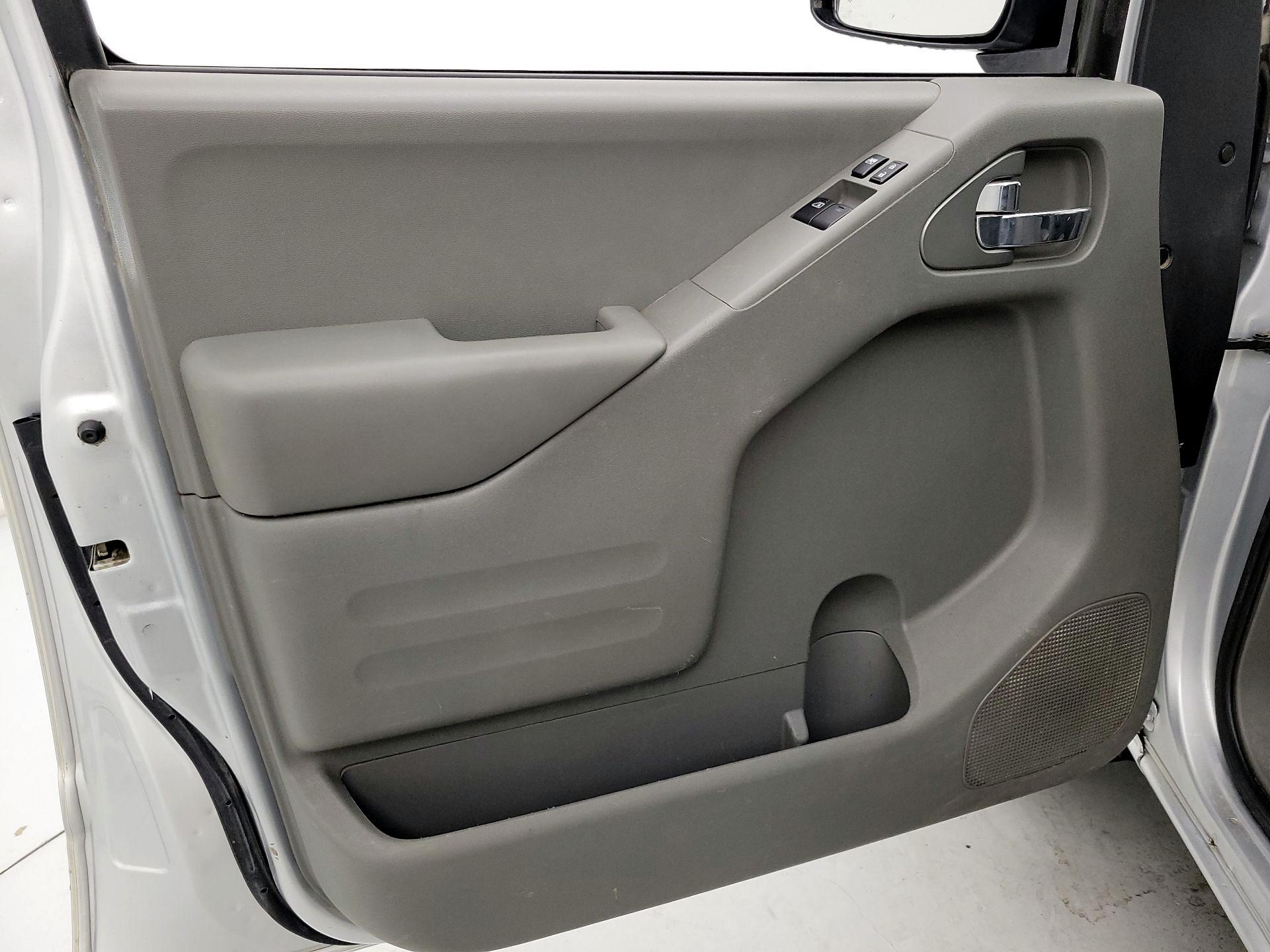 Thumbnail: 2021 Nissan Frontier - 12
