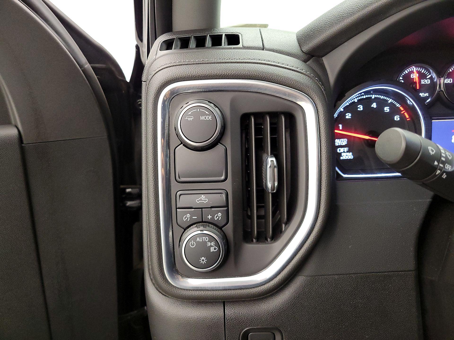 Thumbnail: 2021 Chevrolet Silverado 1500 - 13
