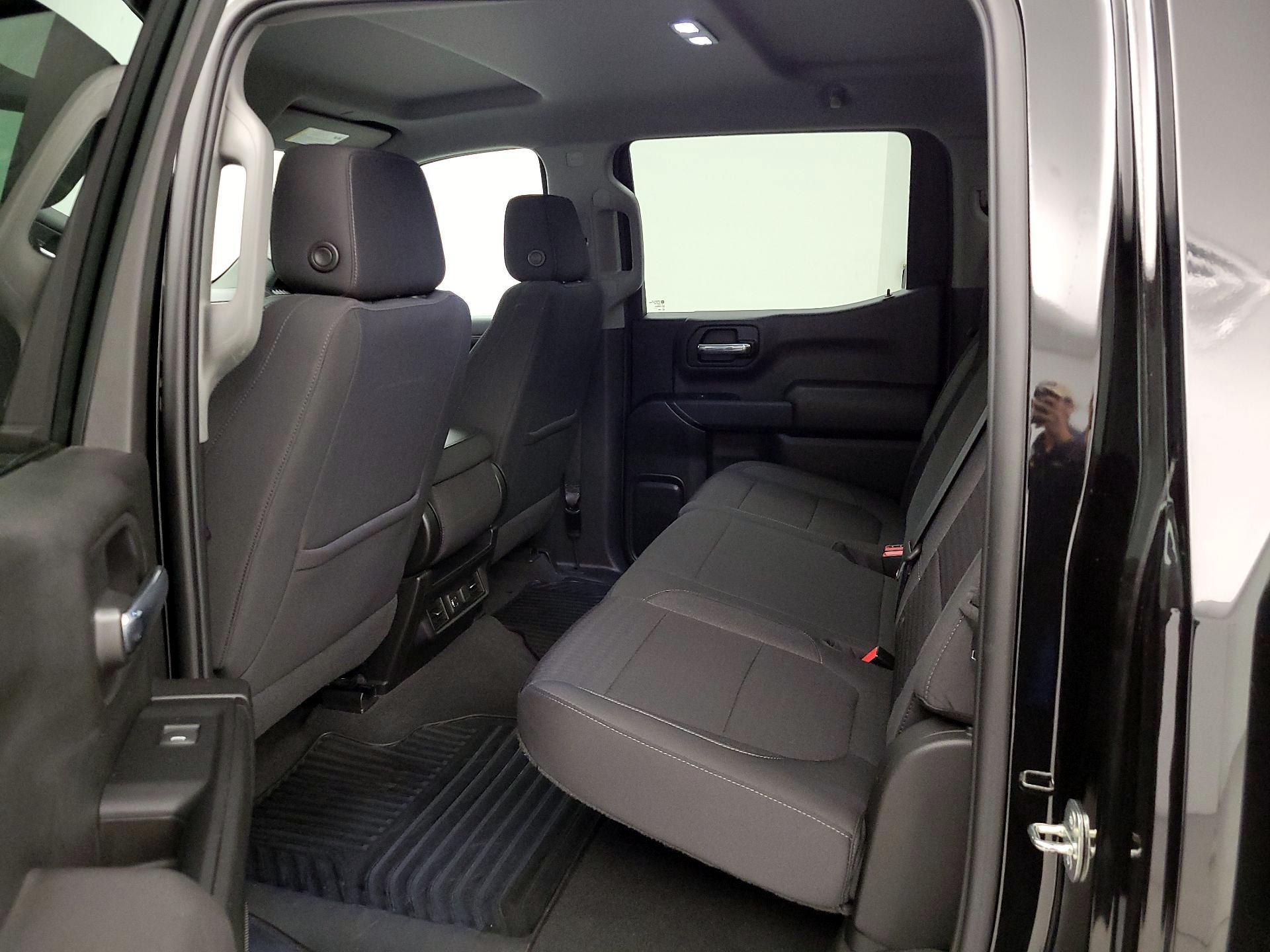 Thumbnail: 2021 Chevrolet Silverado 1500 - 19