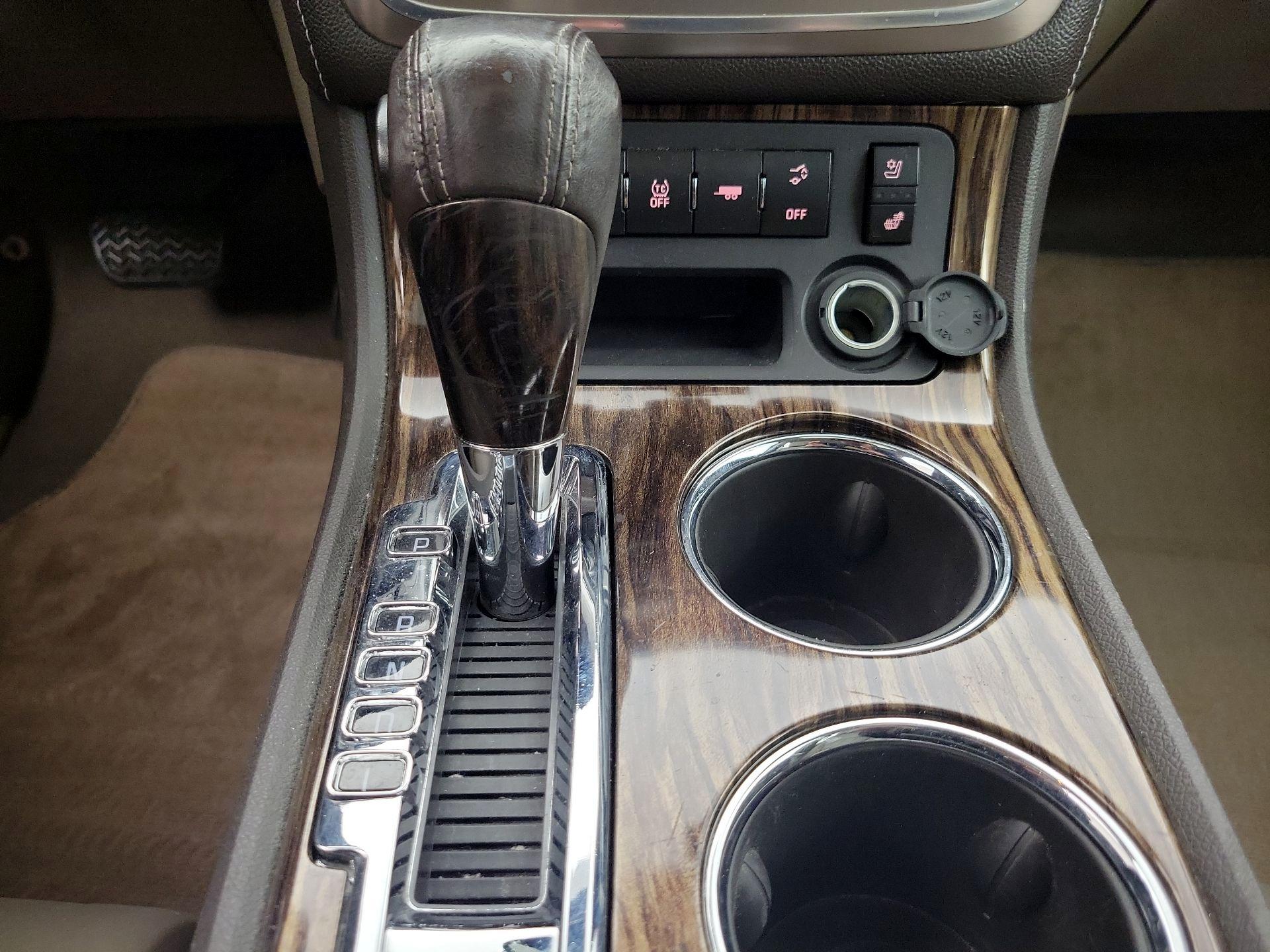 Thumbnail: 2014 GMC Acadia - 18