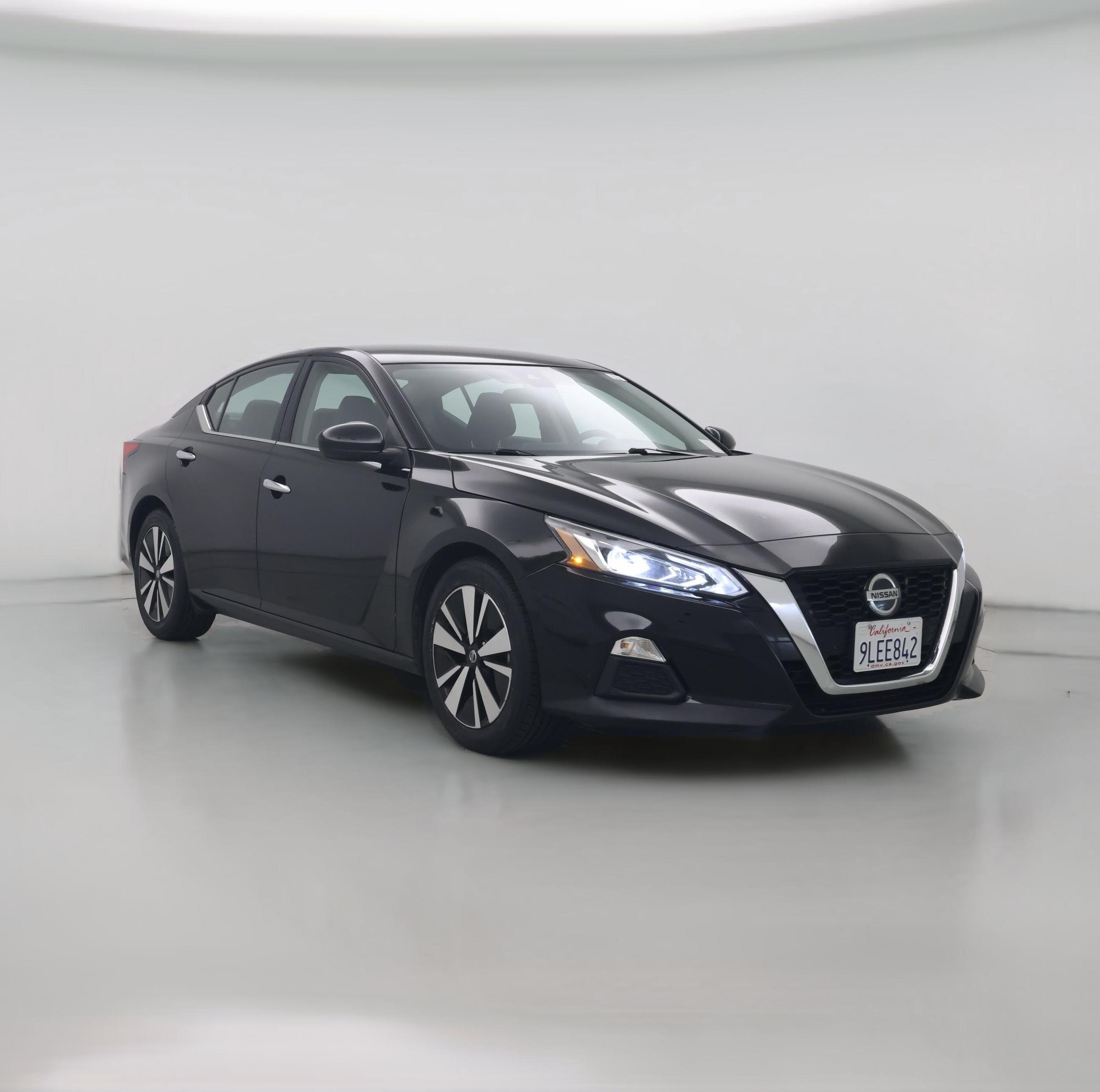 Thumbnail: 2022 Nissan Altima - 1
