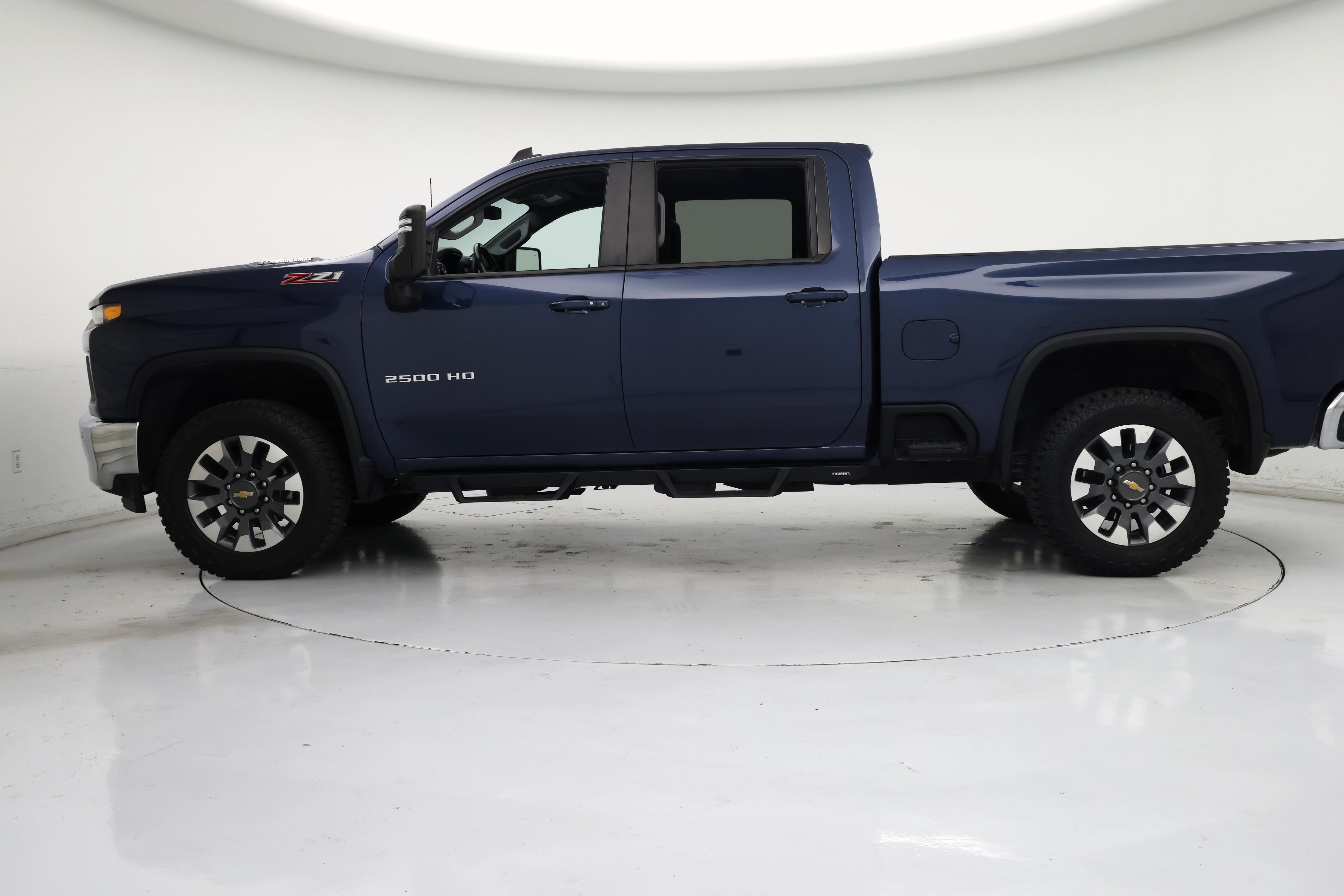 Thumbnail: 2021 Chevrolet Silverado 2500 - 3
