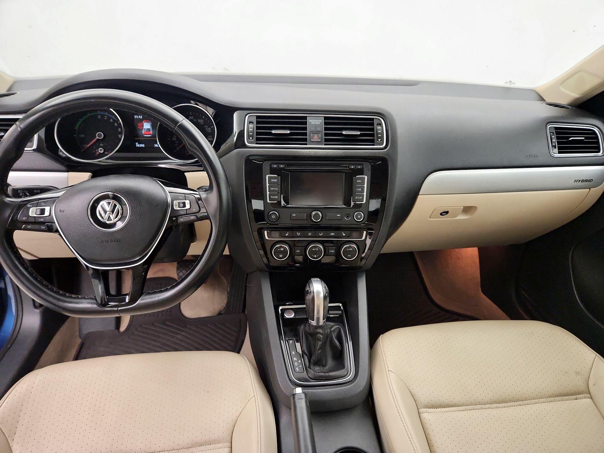 Thumbnail: 2015 Volkswagen Jetta - 9